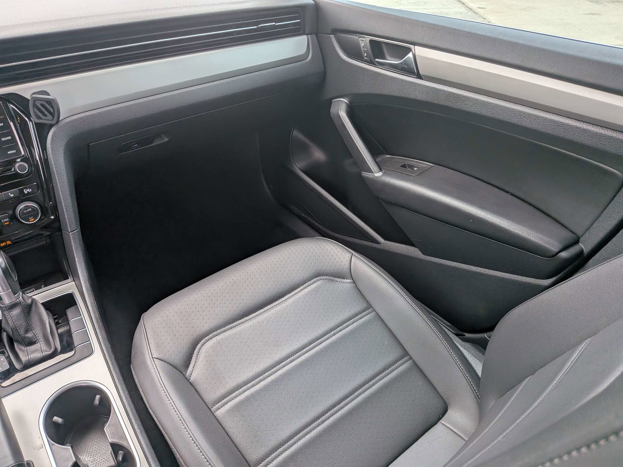 2020 Volkswagen Passat 2.0T SE