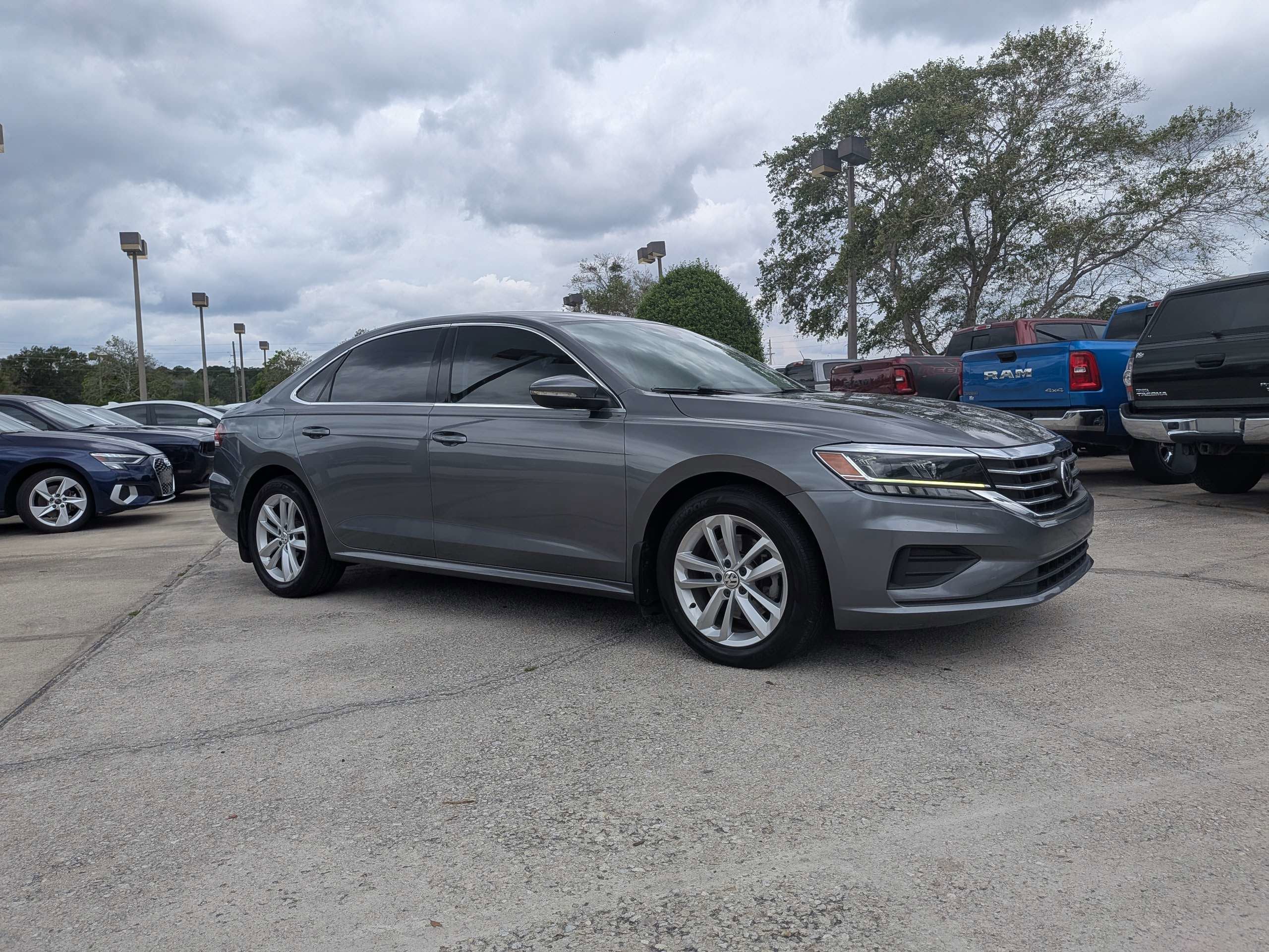 2020 Volkswagen Passat 2.0T SE