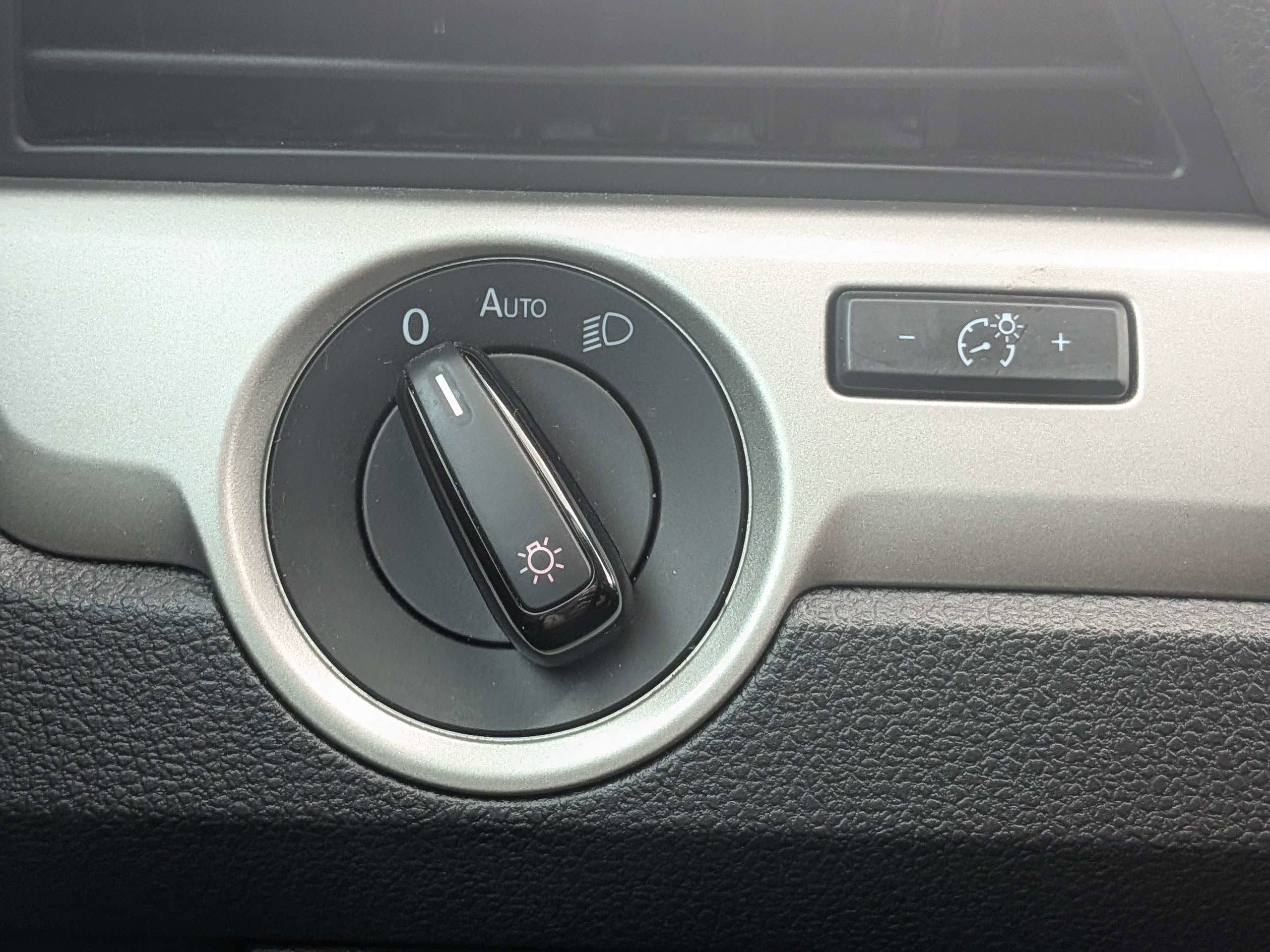 2020 Volkswagen Passat 2.0T SE