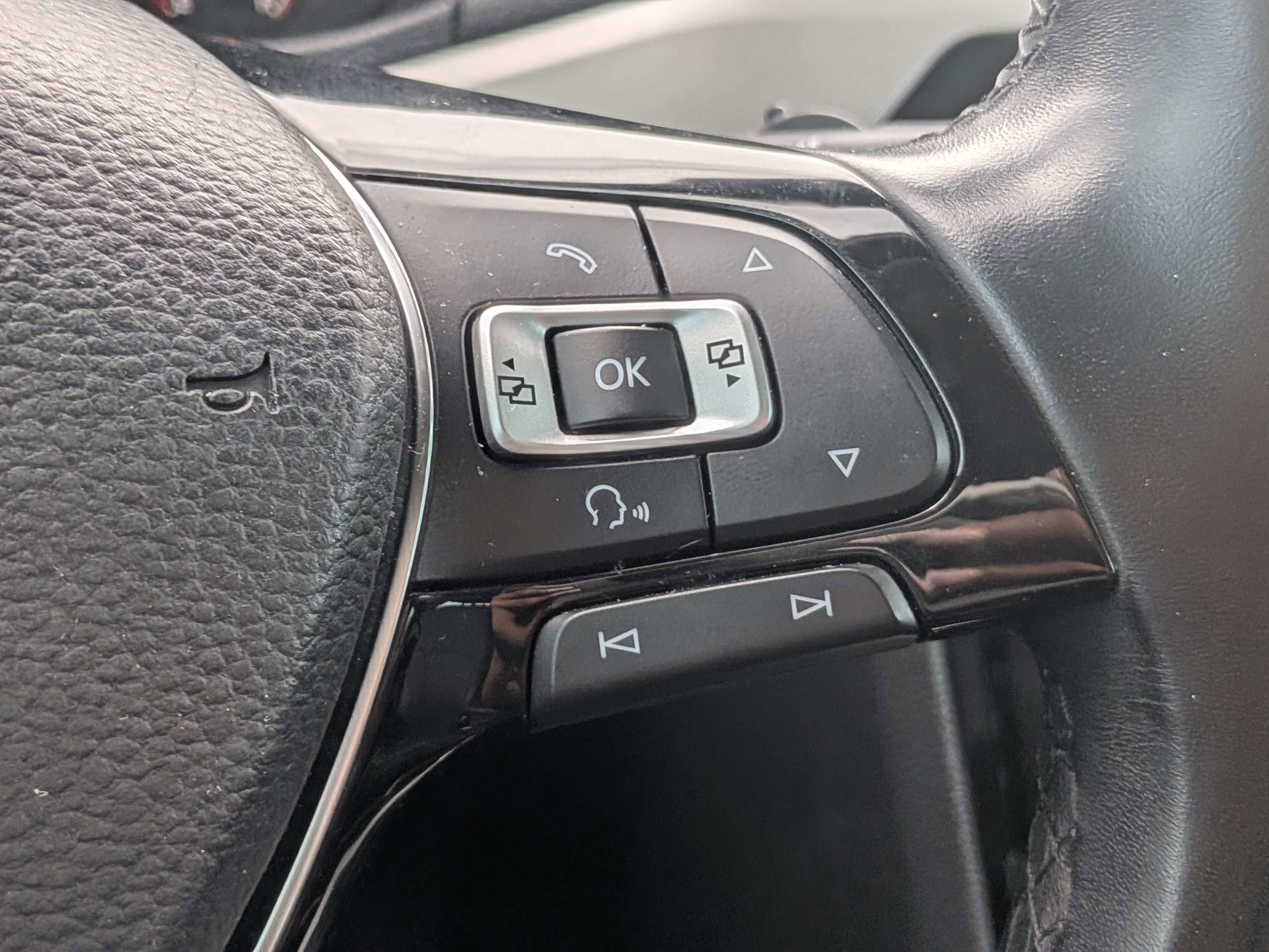 2020 Volkswagen Passat 2.0T SE