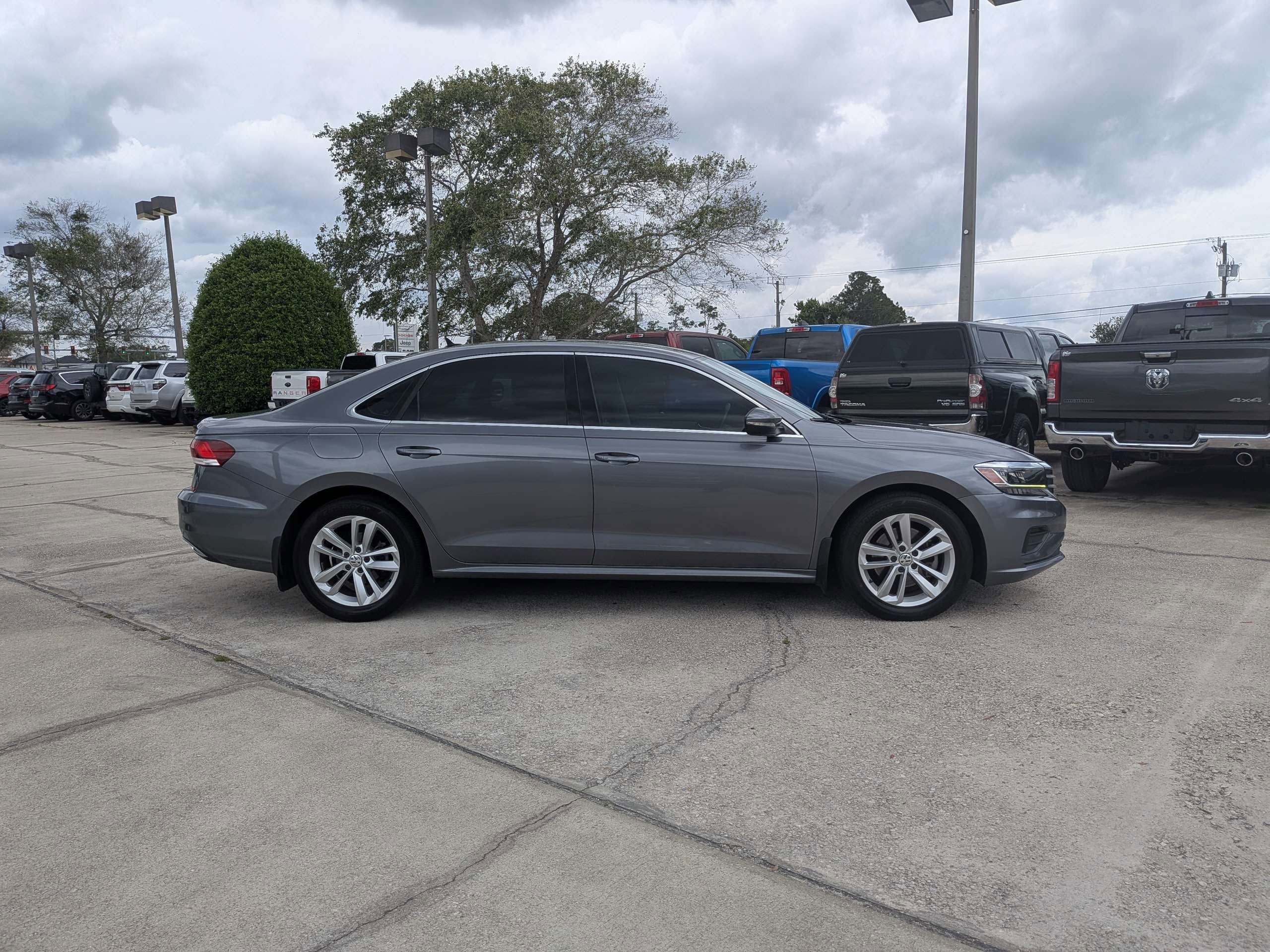 2020 Volkswagen Passat 2.0T SE