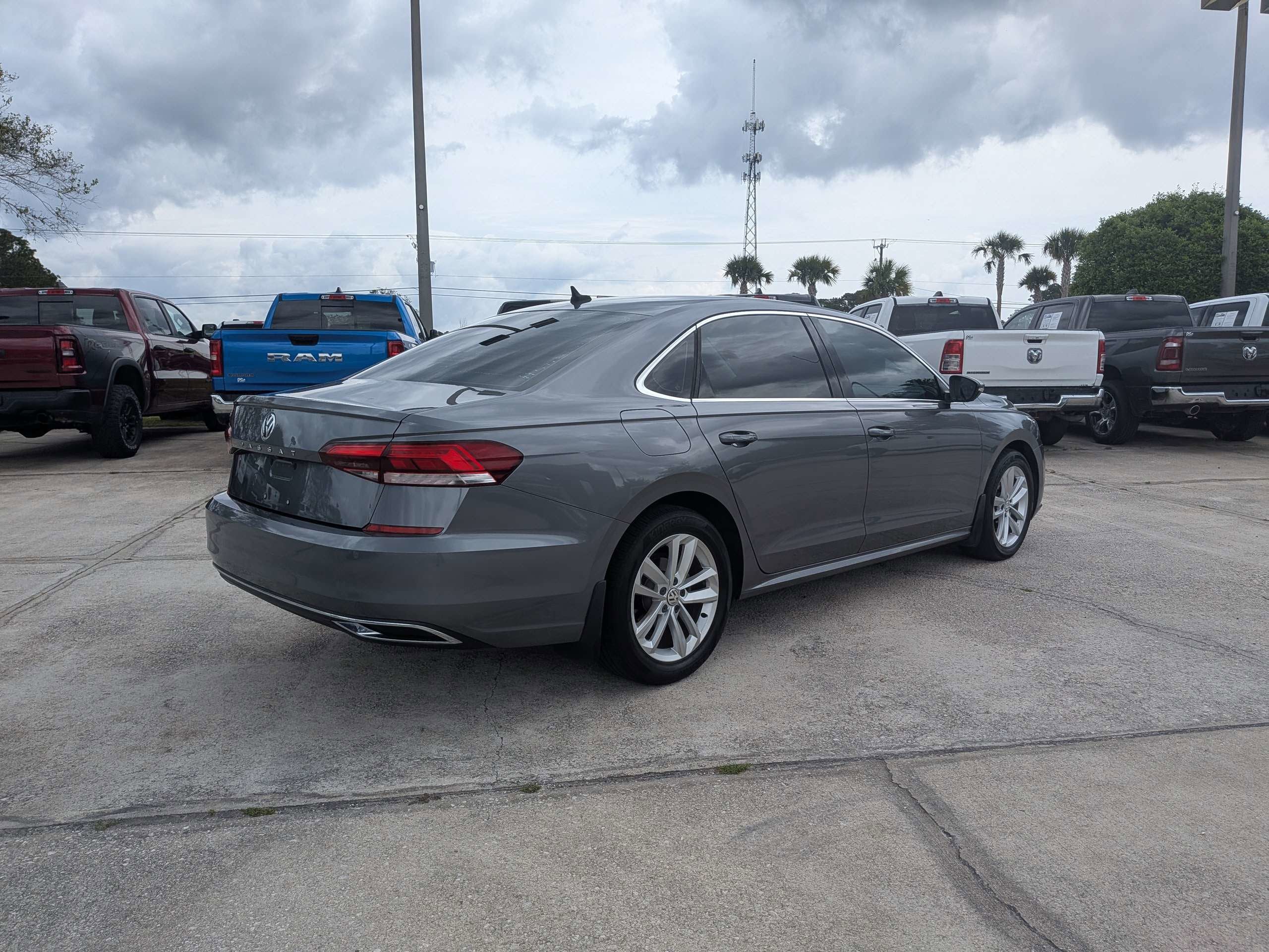 2020 Volkswagen Passat 2.0T SE