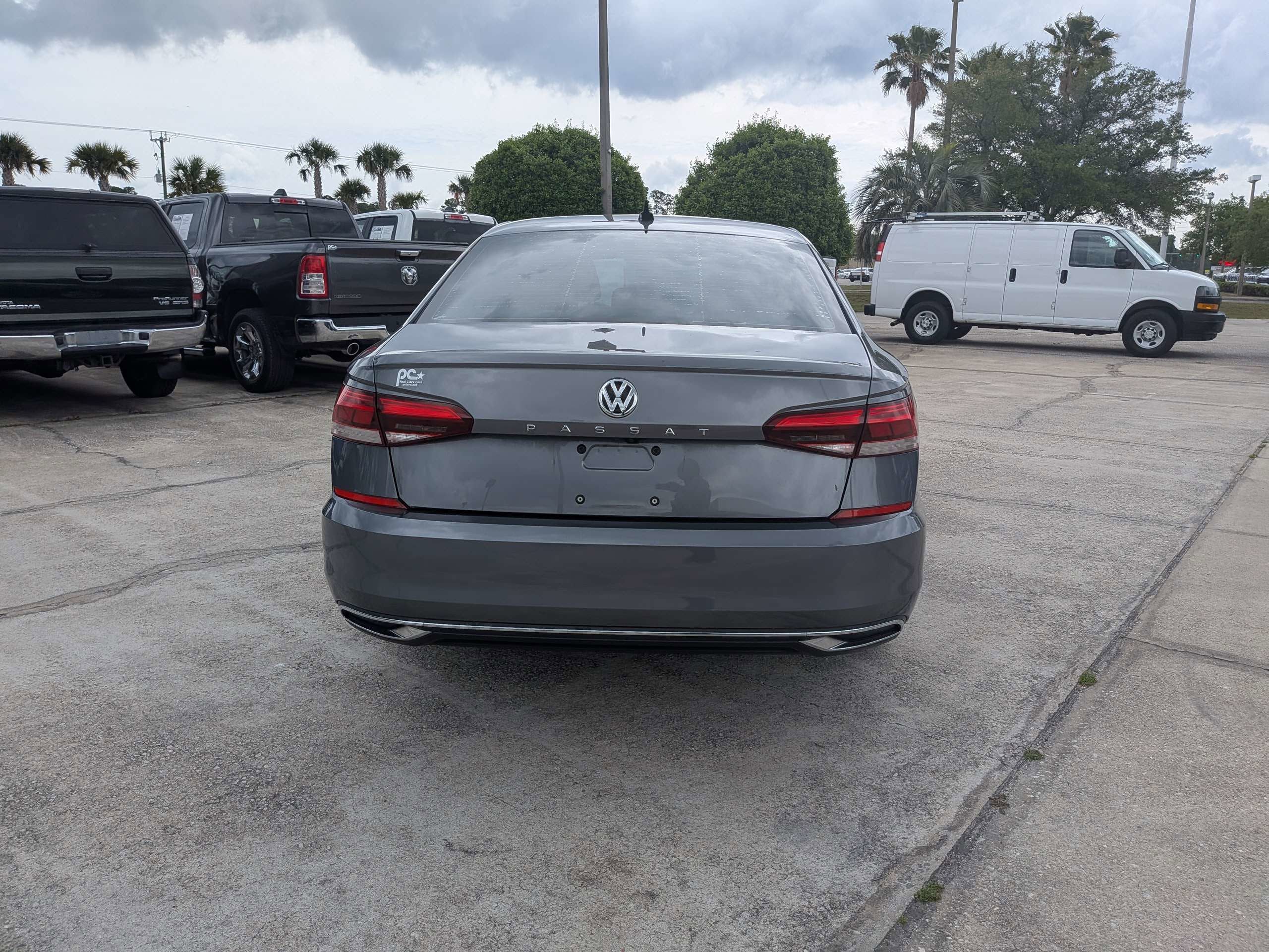 2020 Volkswagen Passat 2.0T SE