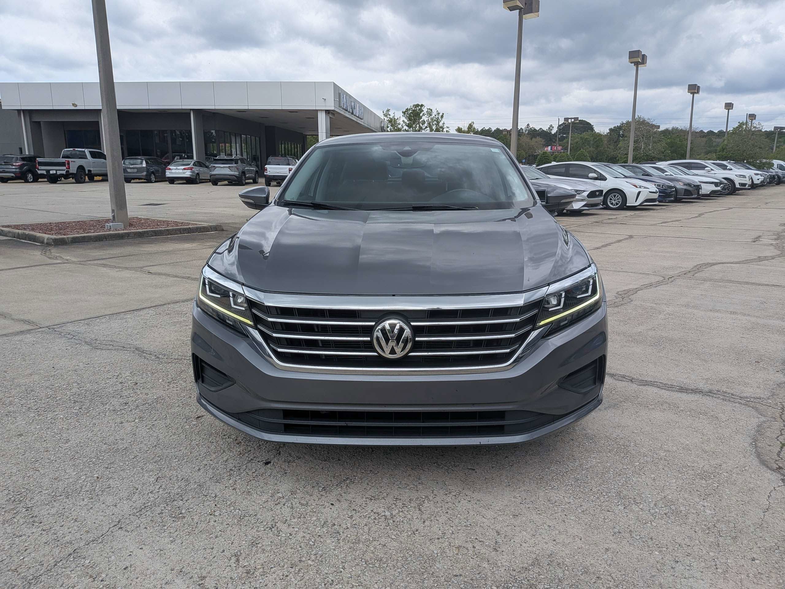 2020 Volkswagen Passat 2.0T SE