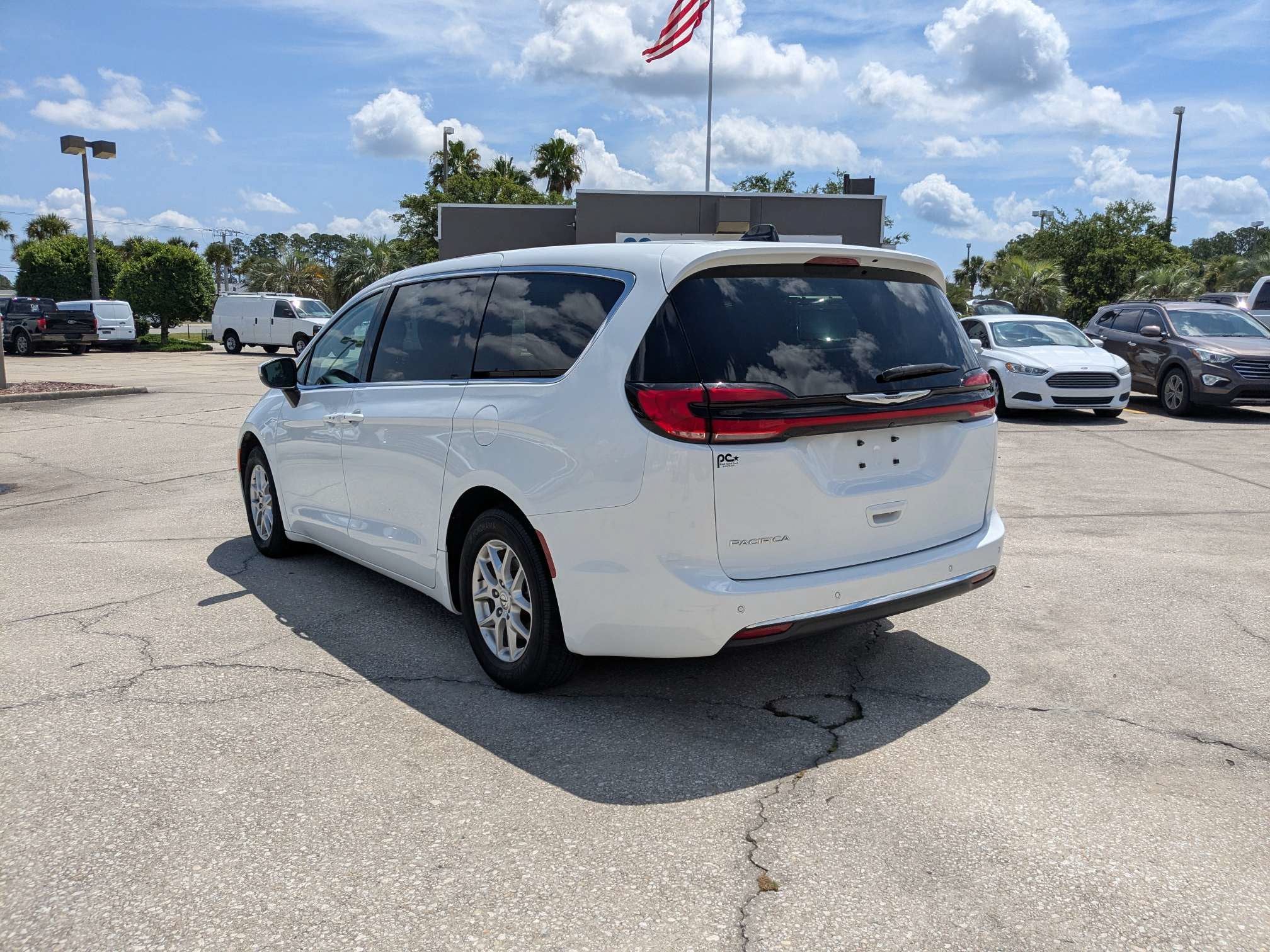 2023 Chrysler Pacifica Touring L