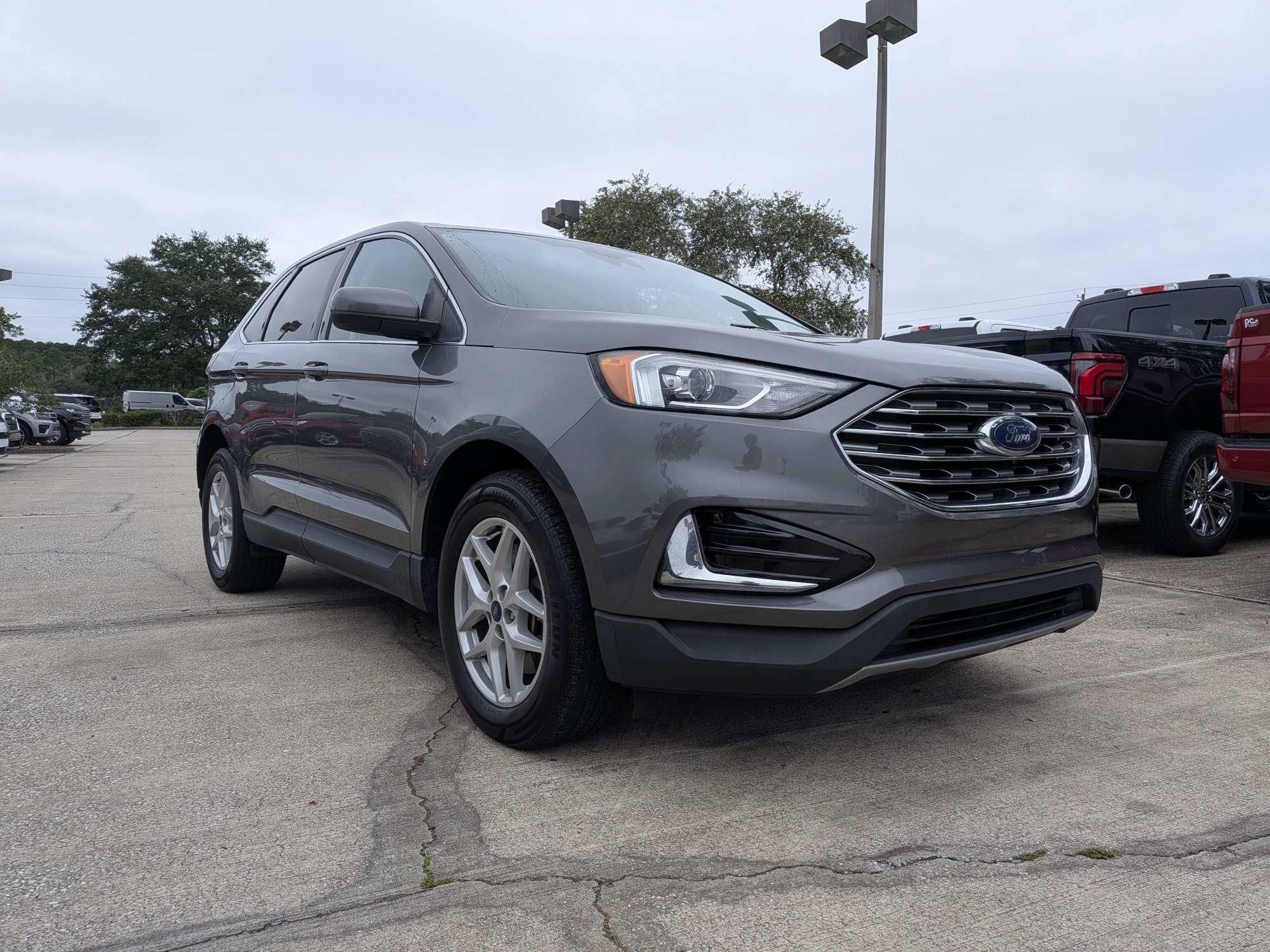 2022 Ford Edge SEL