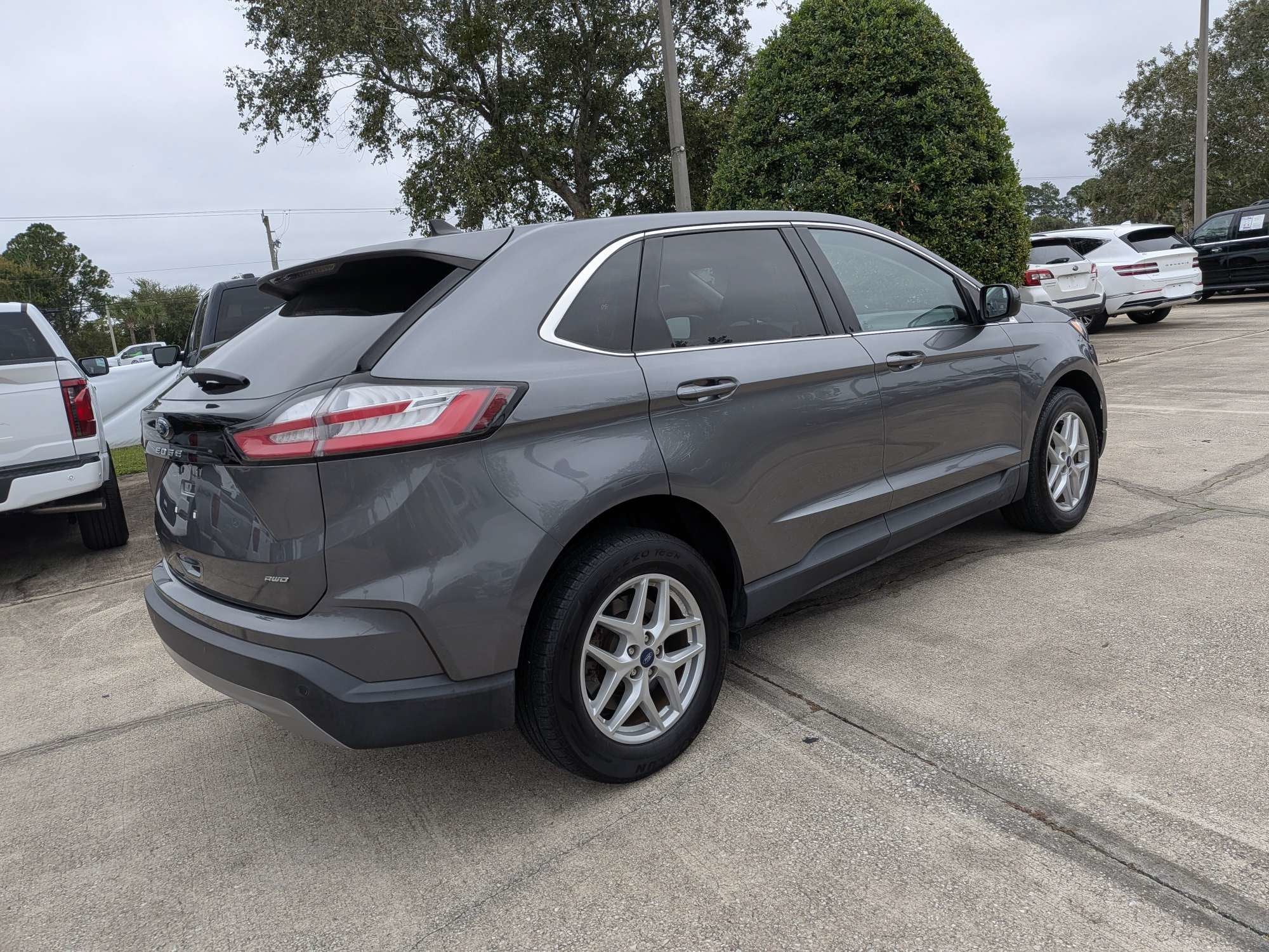 2022 Ford Edge SEL