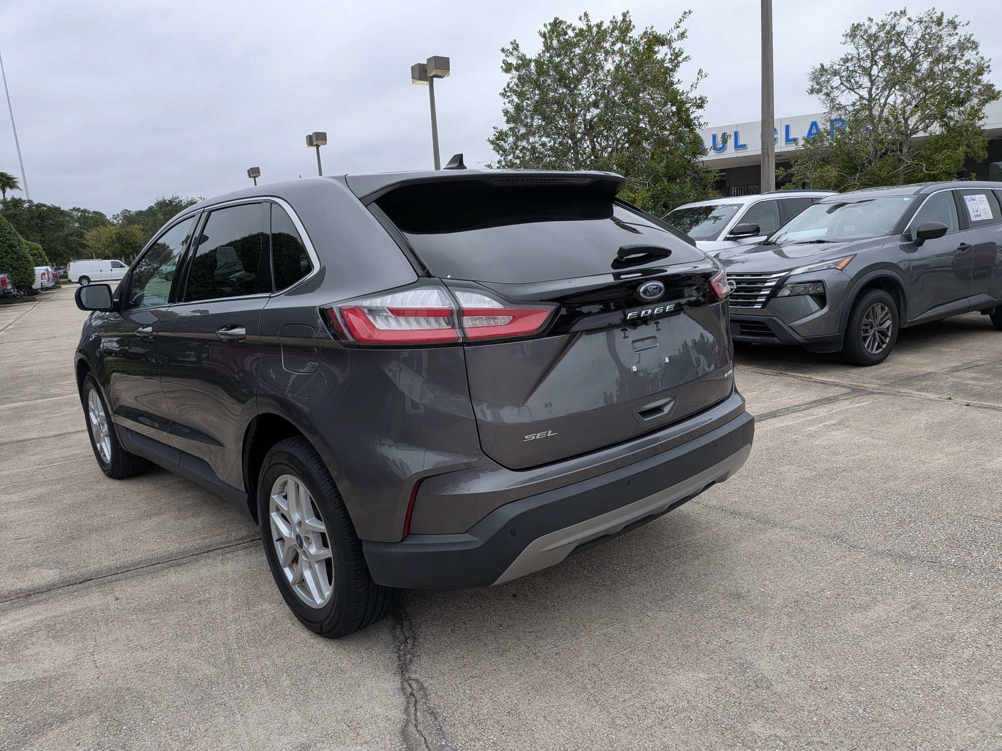 2022 Ford Edge SEL