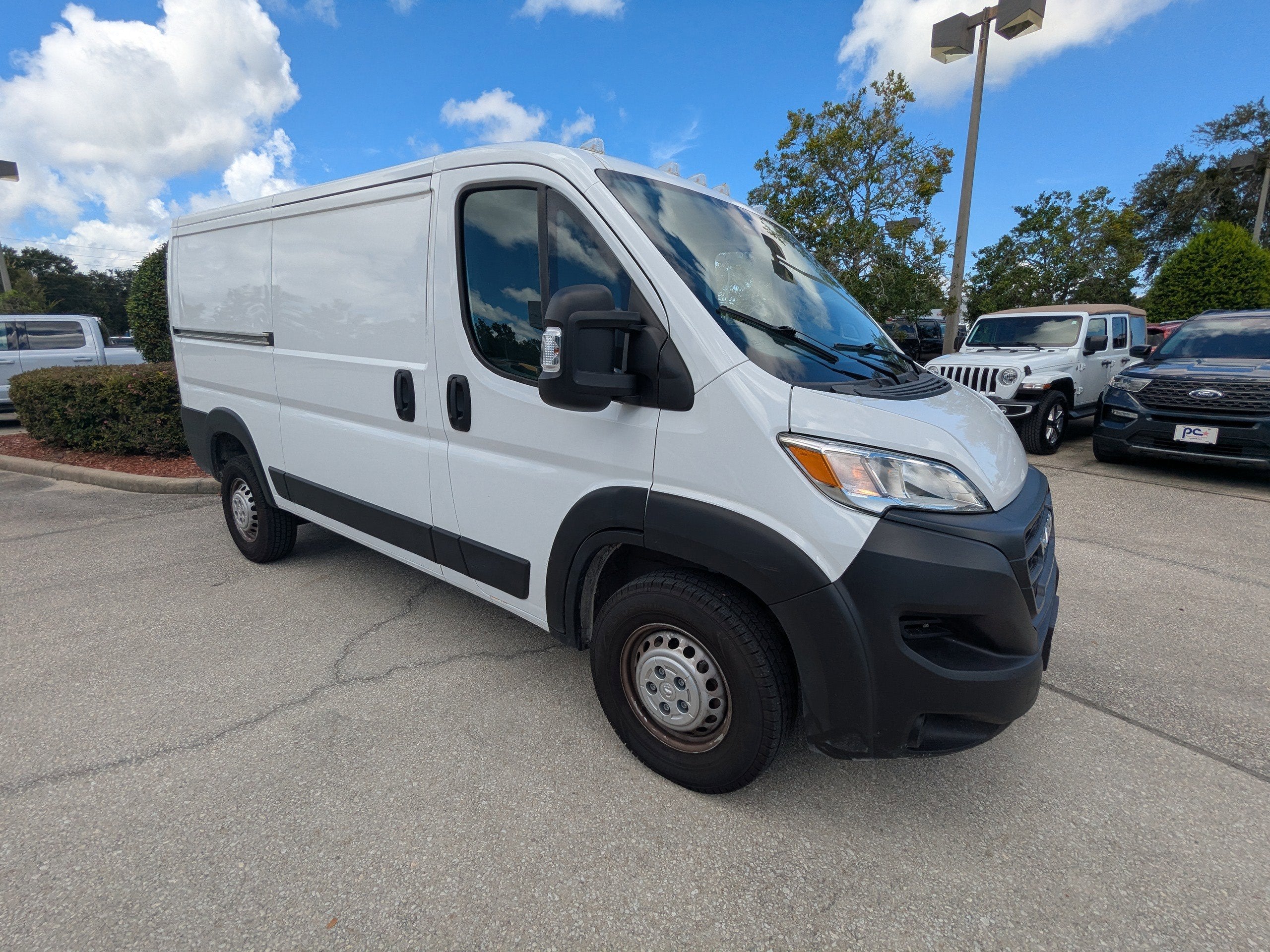 2024 RAM ProMaster Cargo Van Tradesman