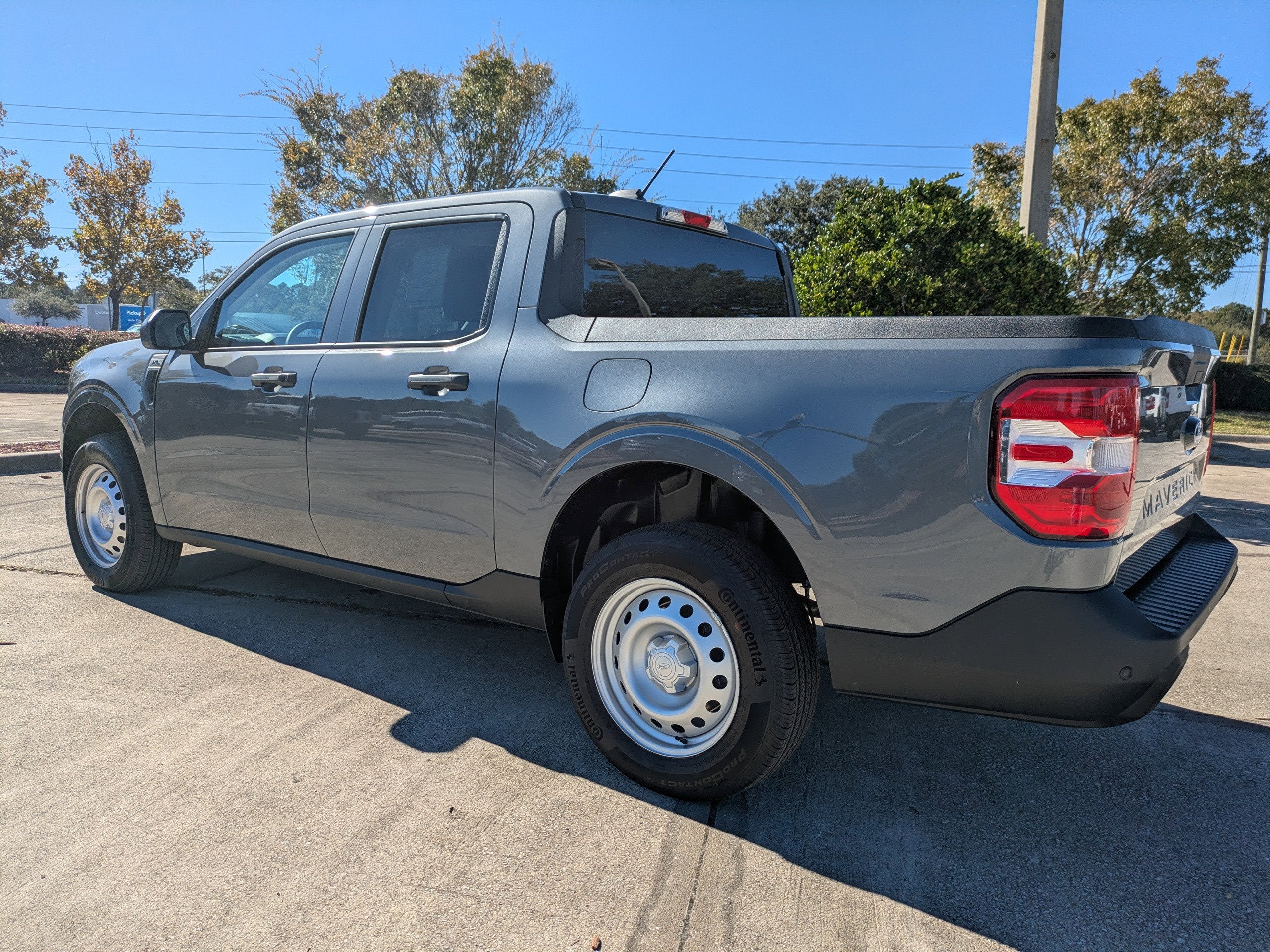 2025 Ford Maverick XL