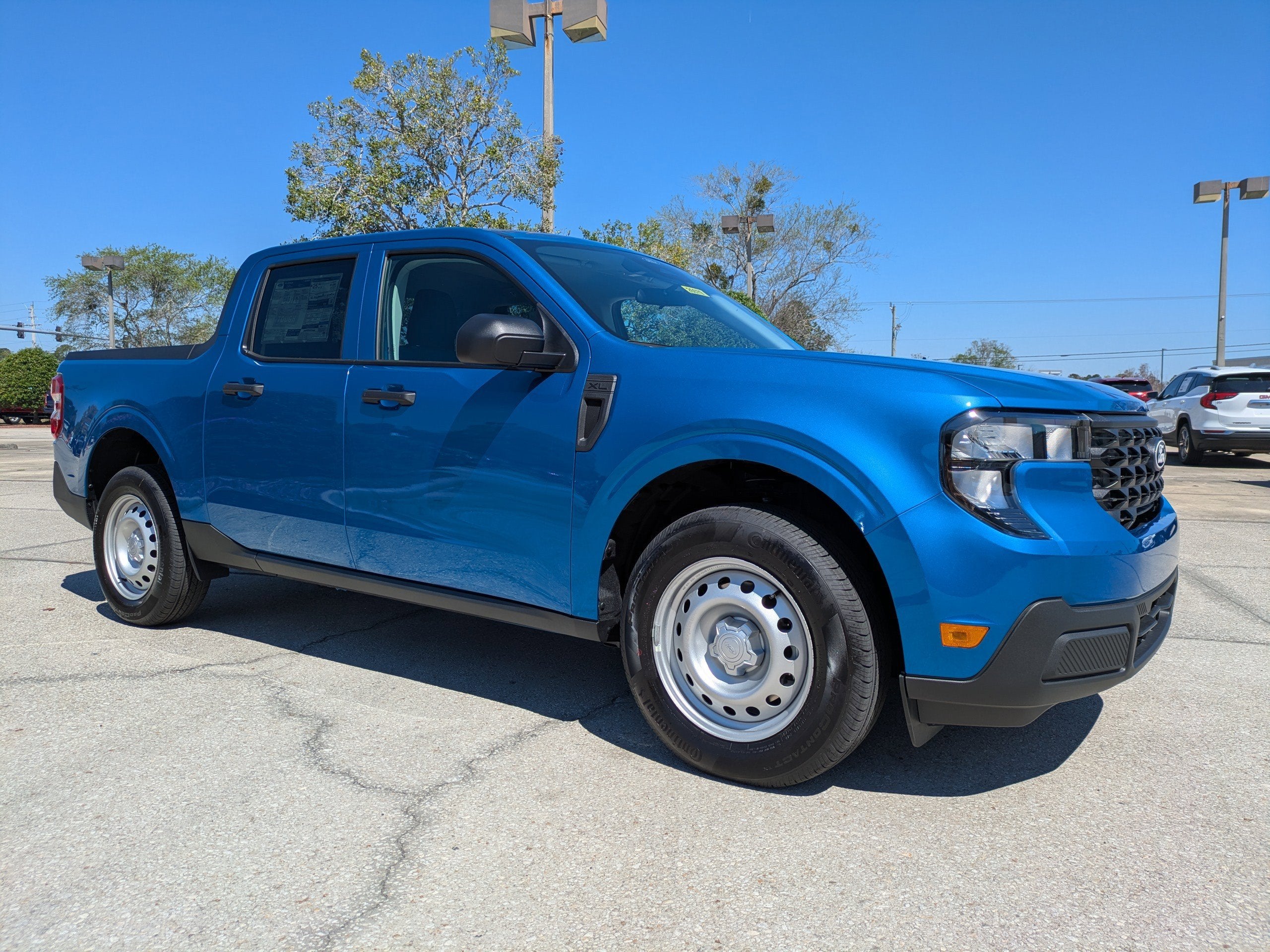 2026 Ford Maverick XL