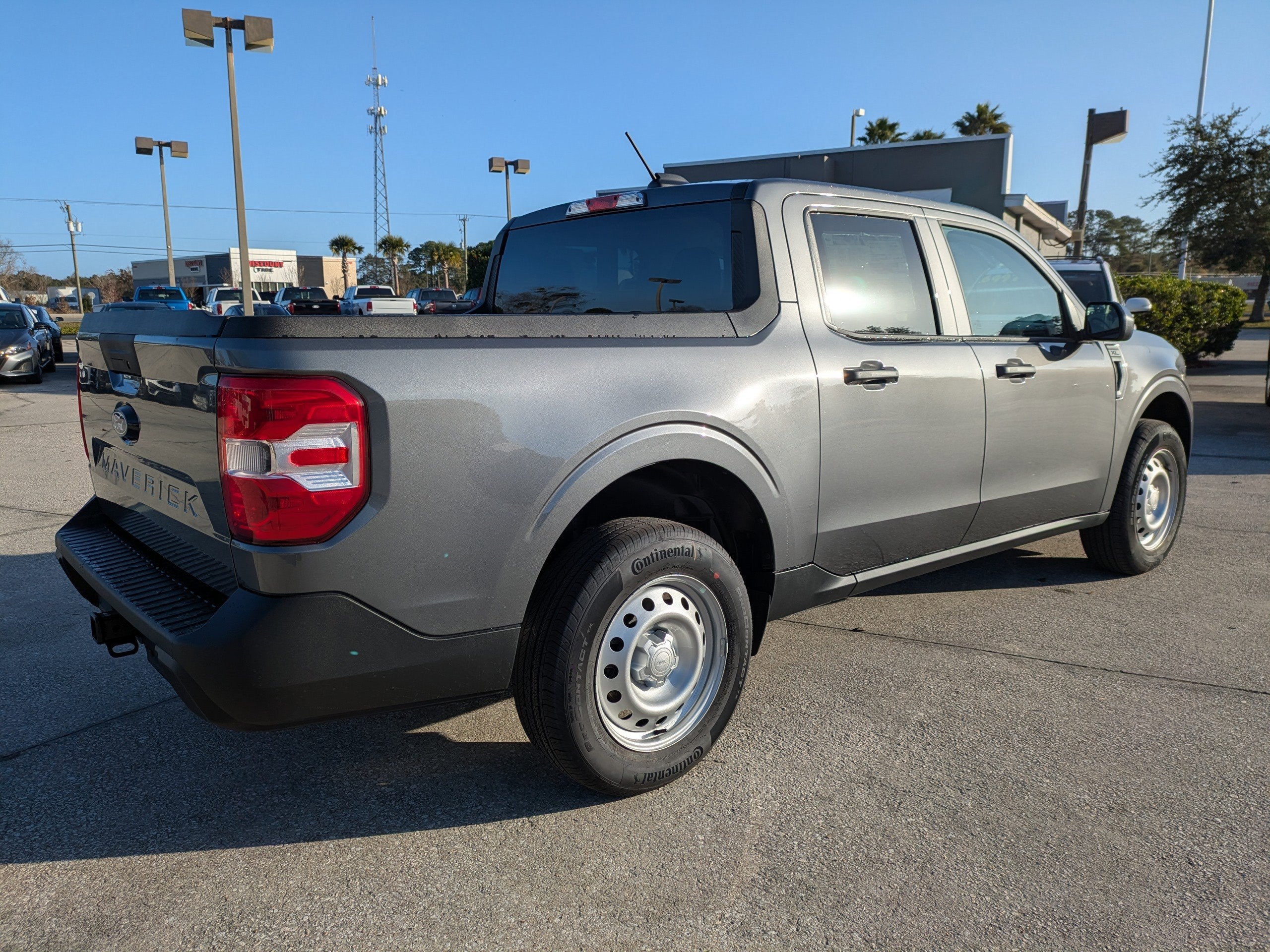 2026 Ford Maverick XL