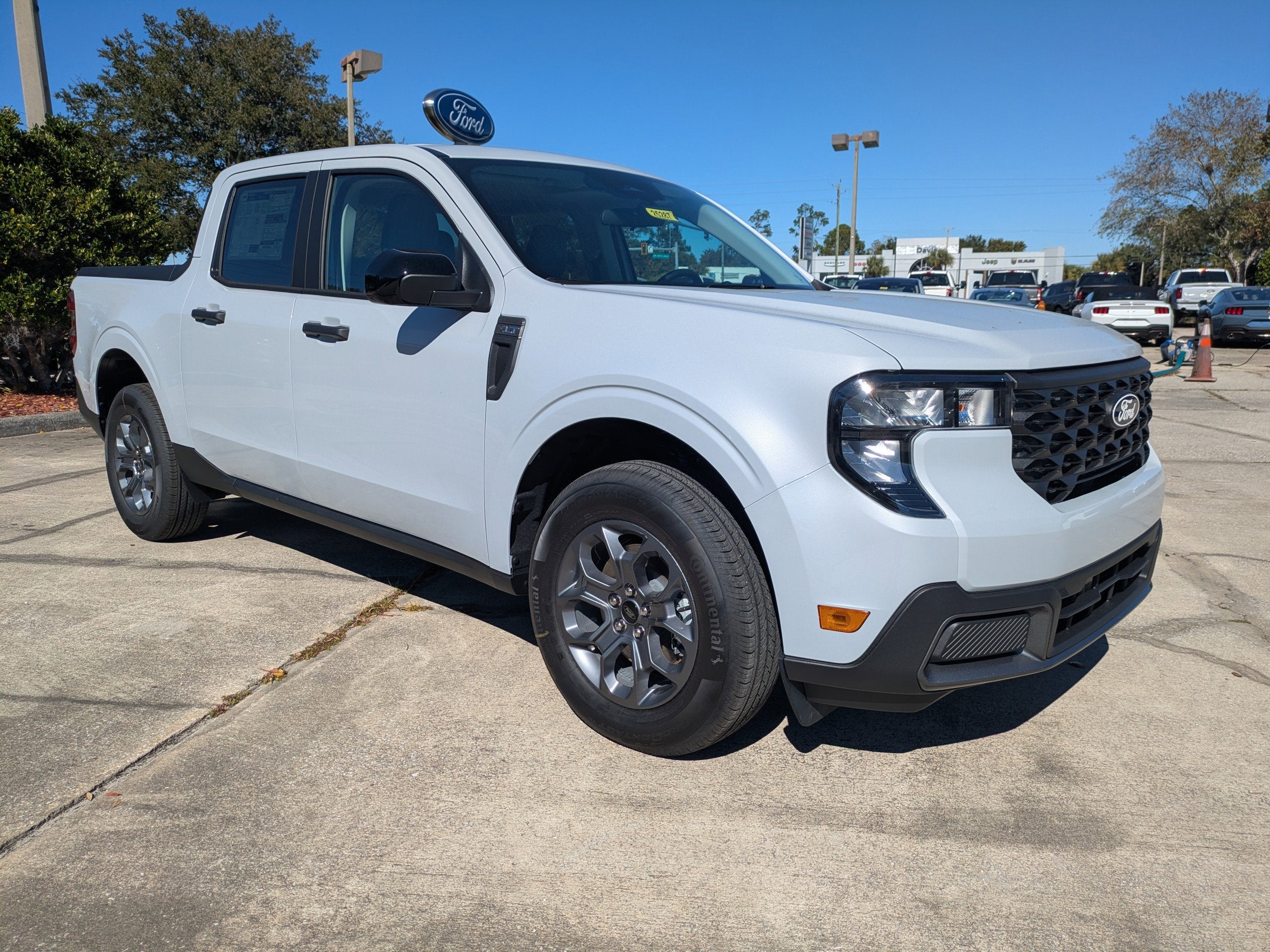 2025 Ford Maverick XLT