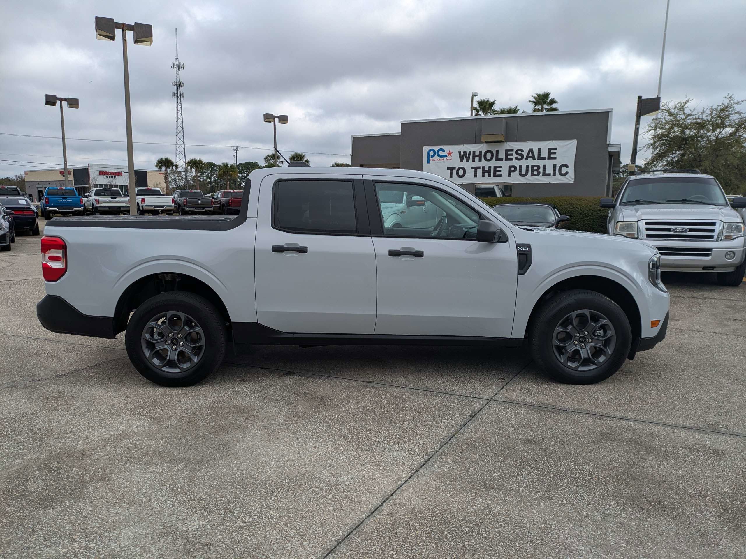 2025 Ford Maverick XLT