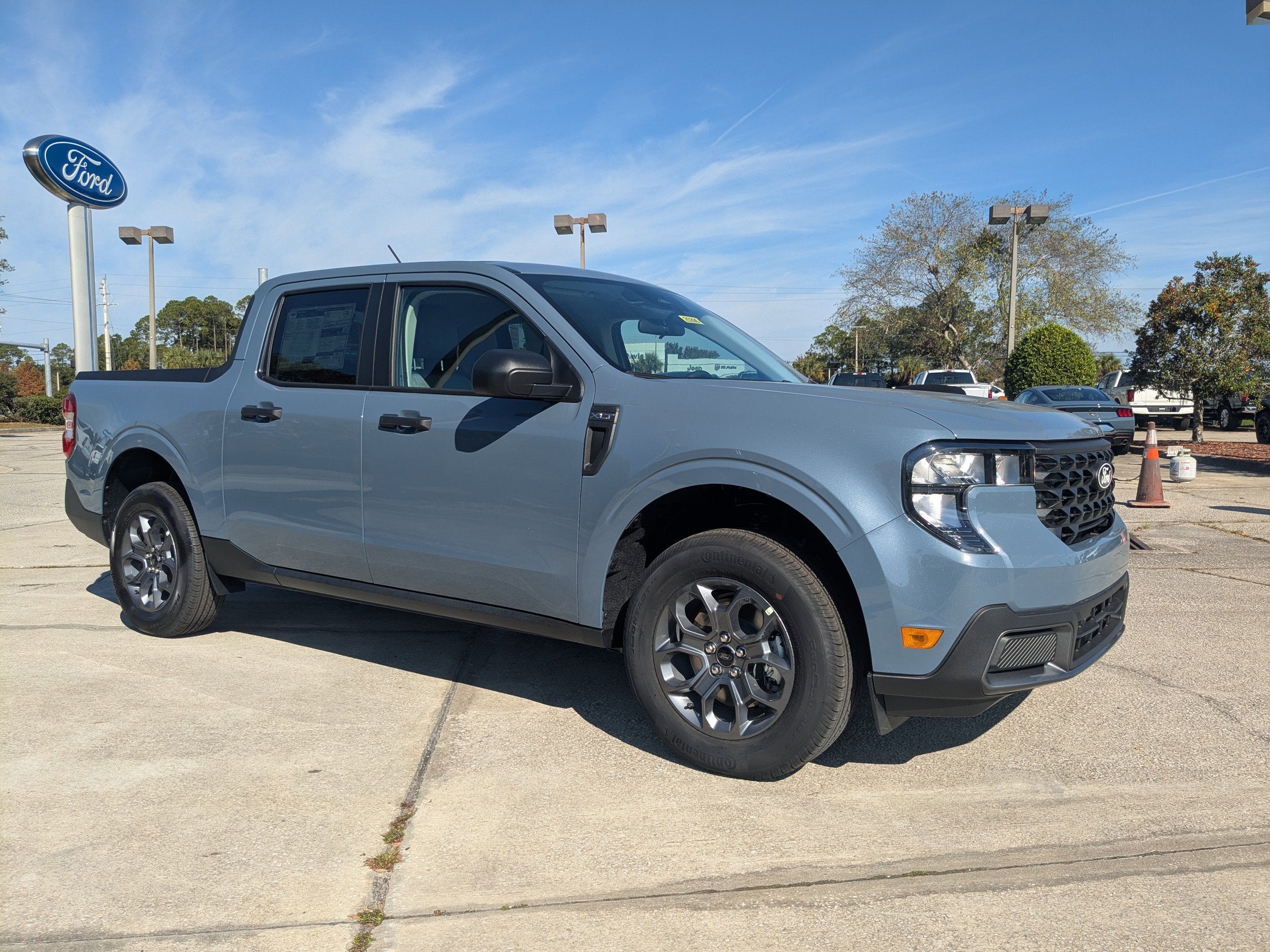2025 Ford Maverick XLT