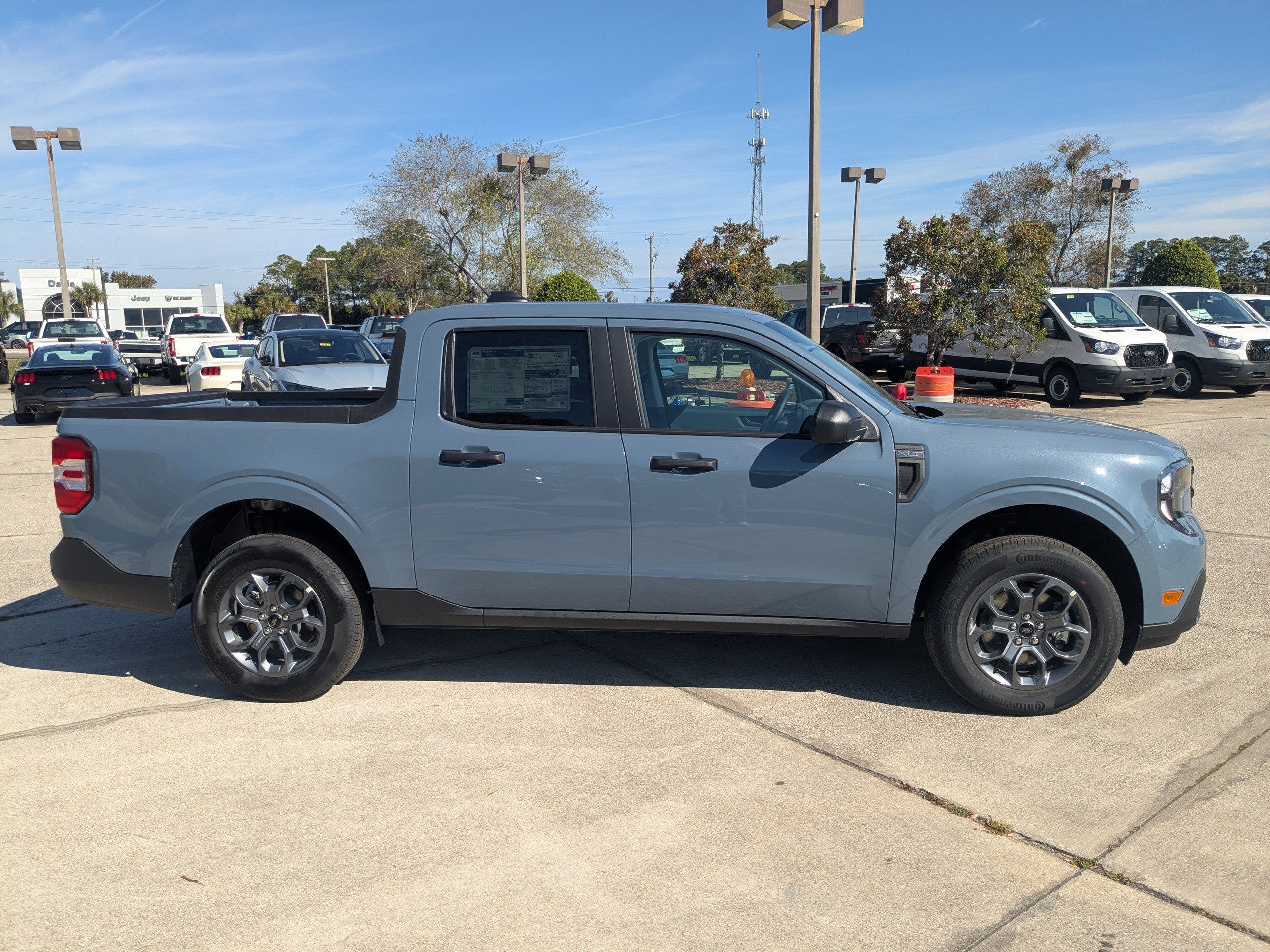 2025 Ford Maverick XLT