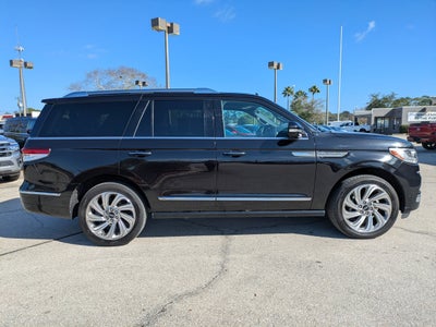 2024 Lincoln Navigator Premiere