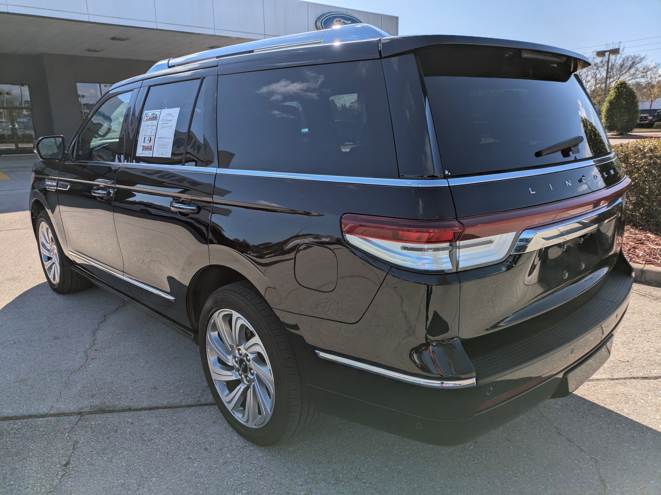 2024 Lincoln Navigator Premiere