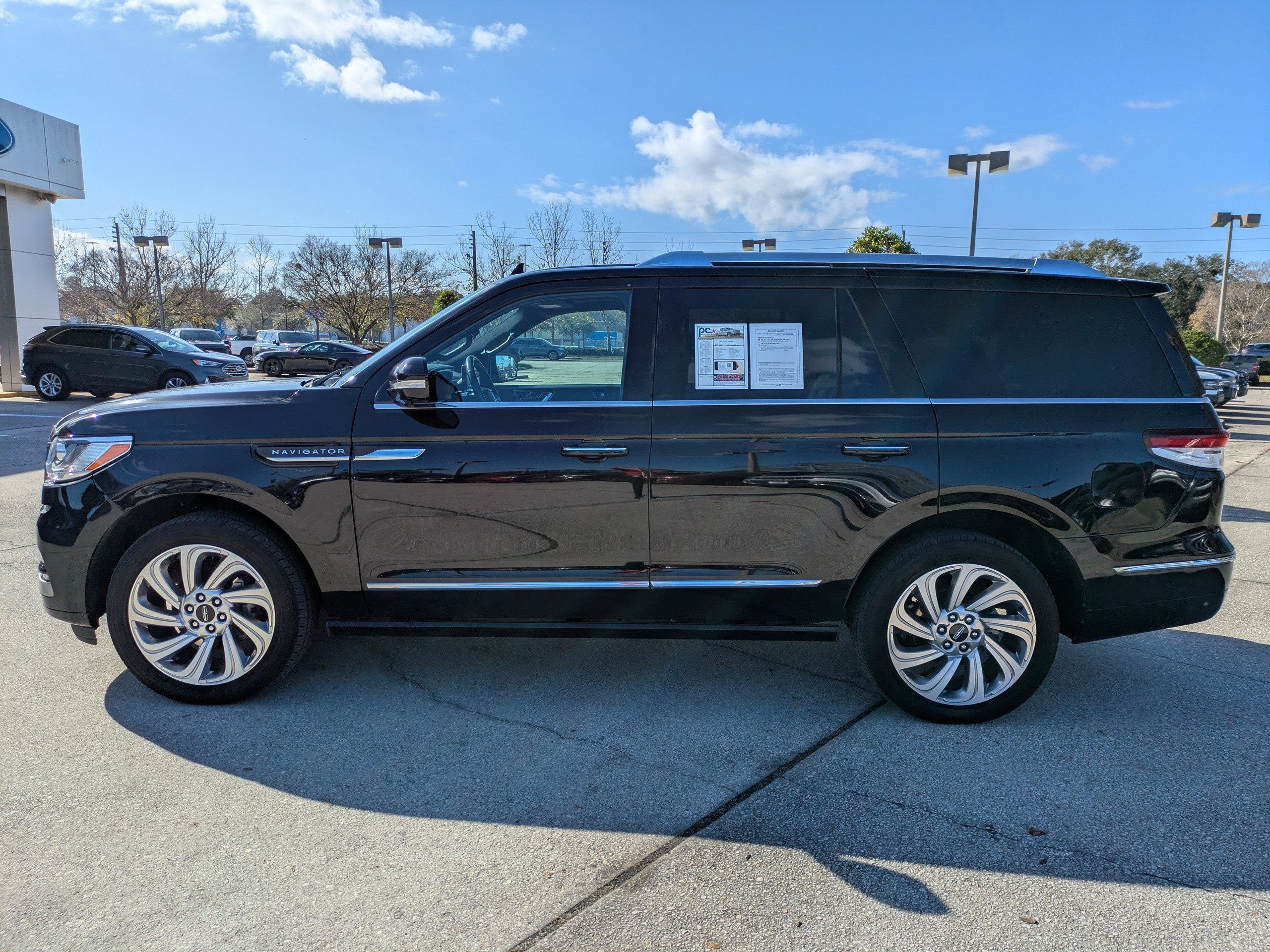 2024 Lincoln Navigator Premiere