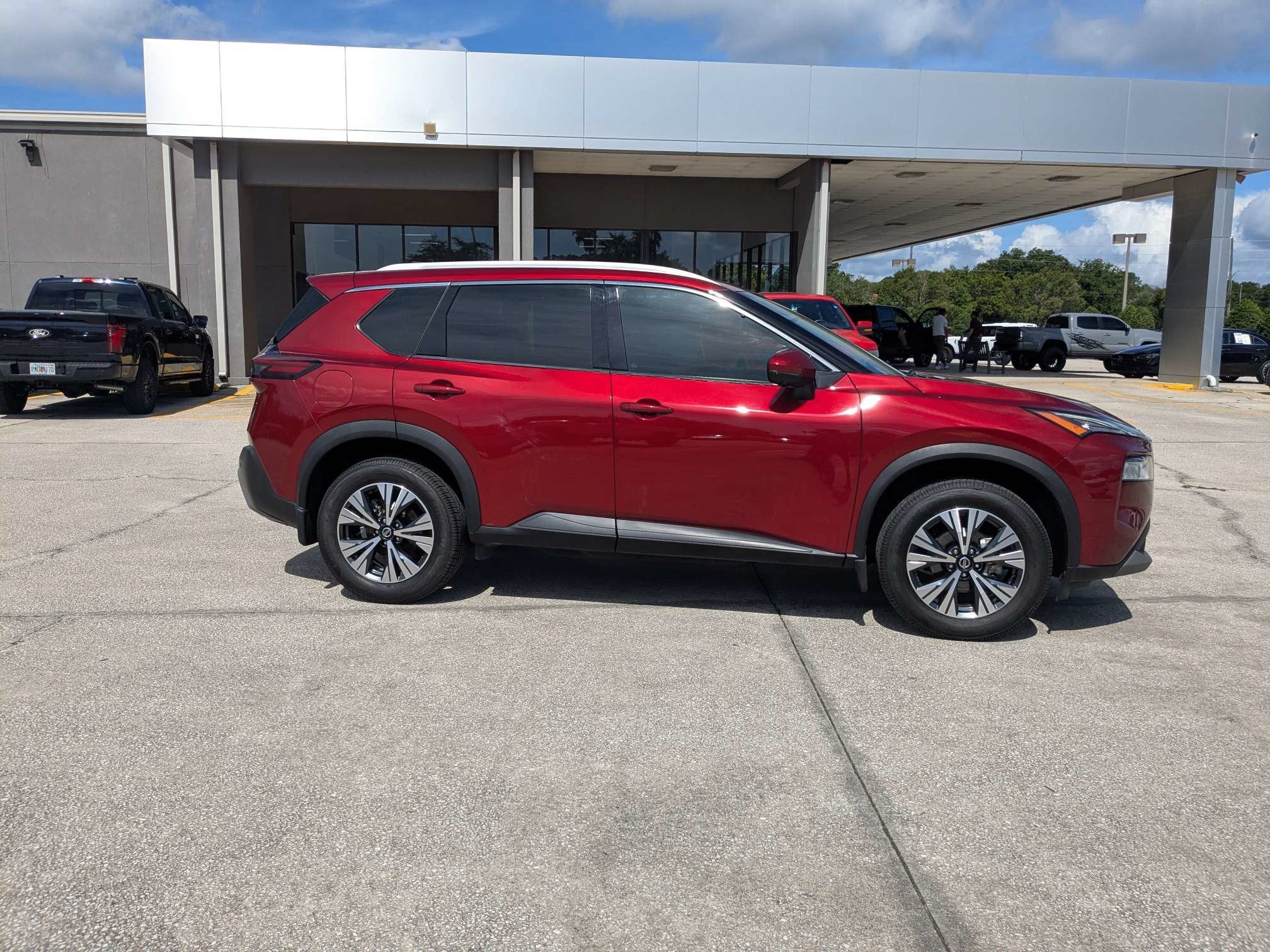 2021 Nissan Rogue SV