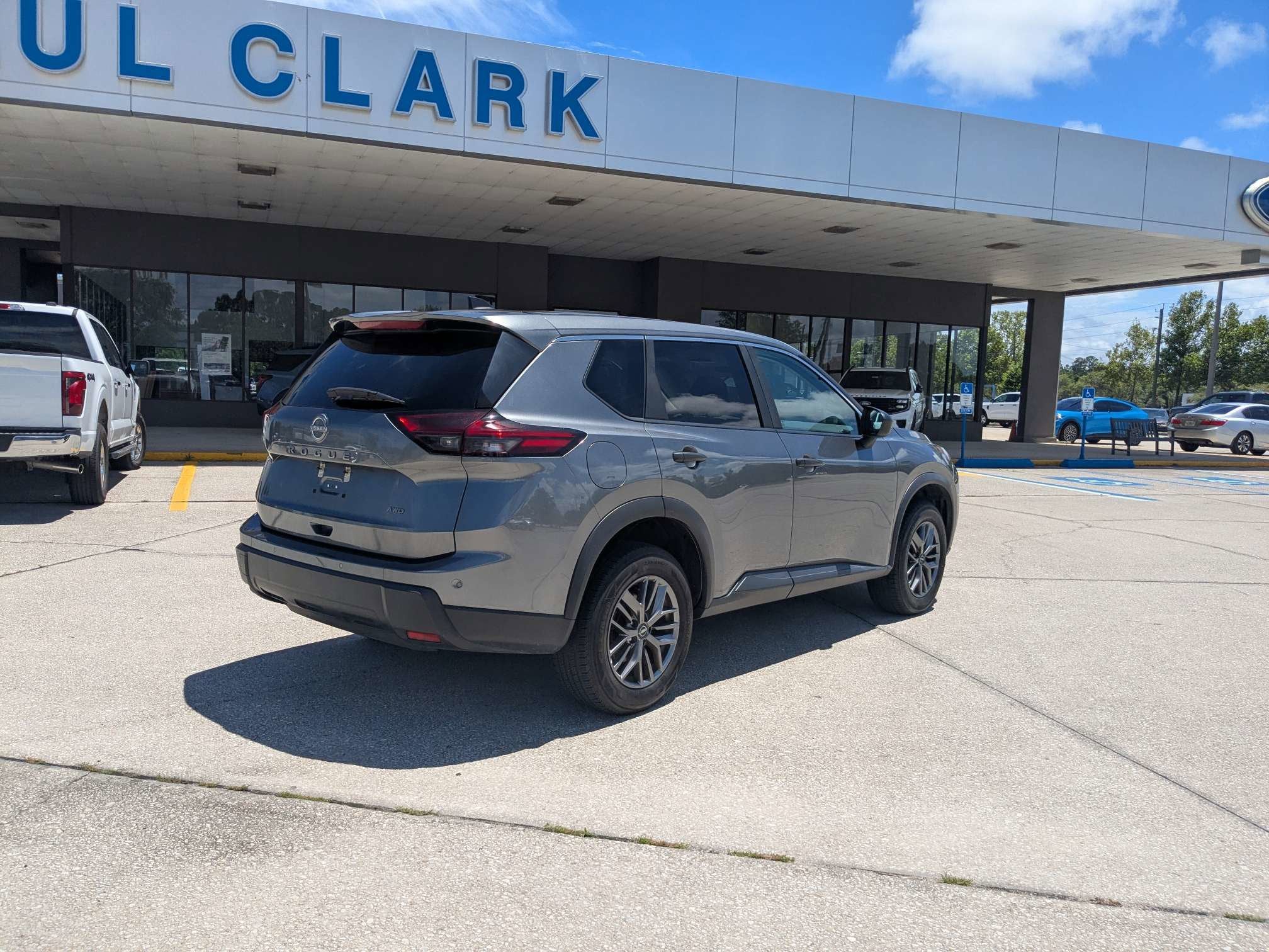 2024 Nissan Rogue S