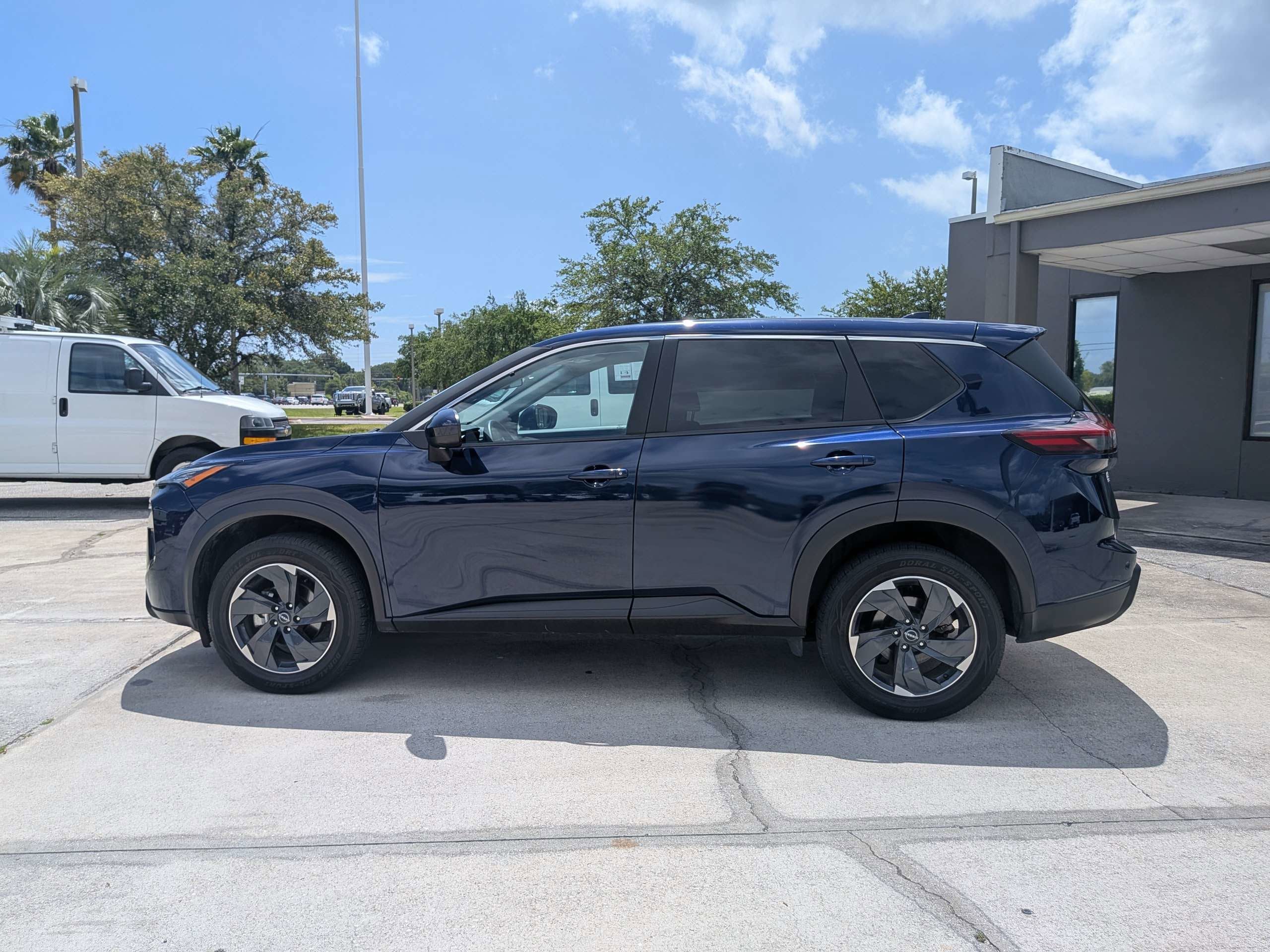 2024 Nissan Rogue SV
