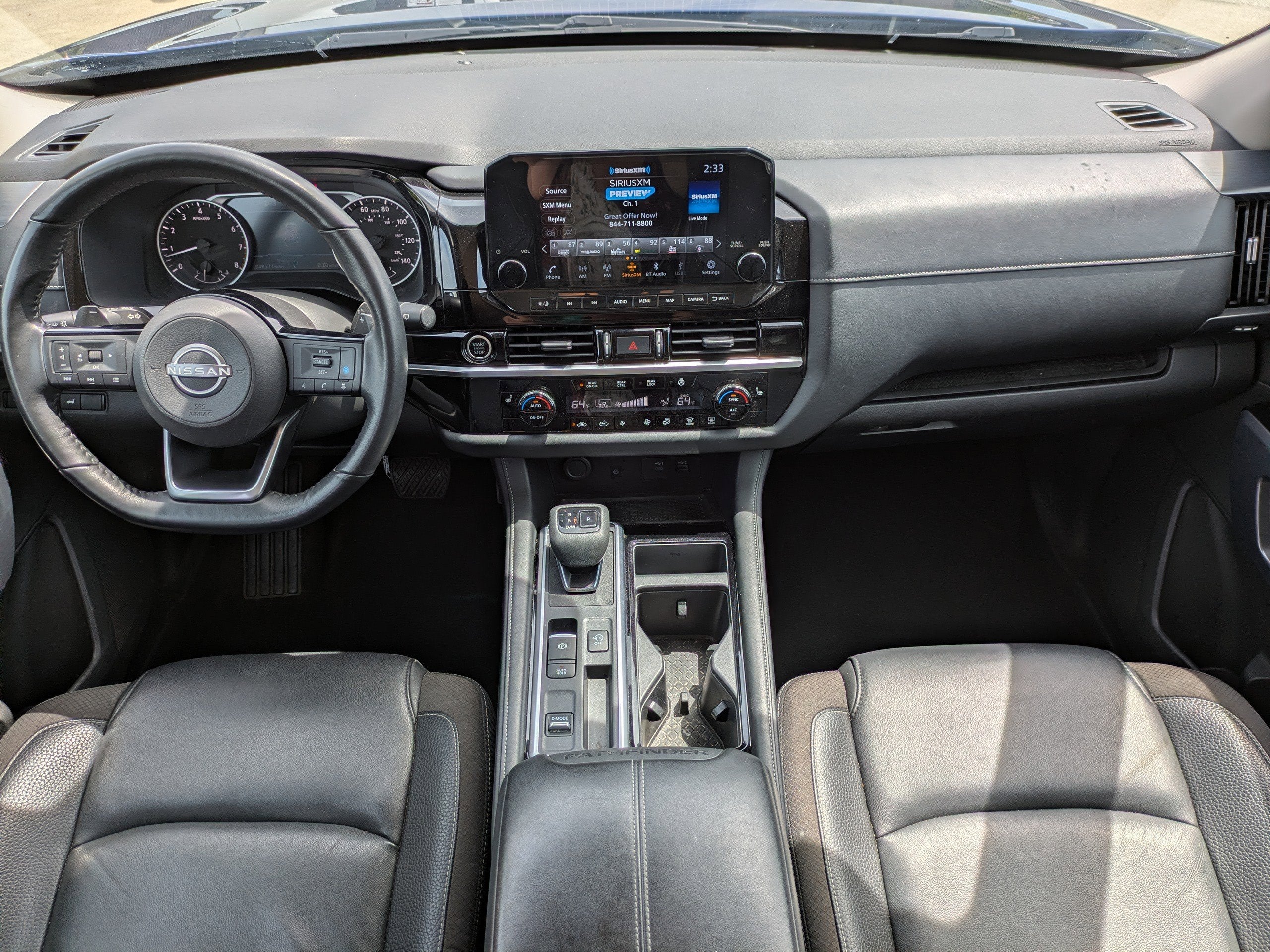 2023 Nissan Pathfinder SL