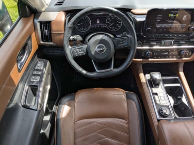 2022 Nissan Pathfinder Platinum