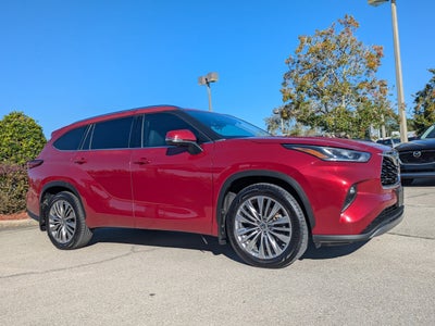 2022 Toyota Highlander Platinum