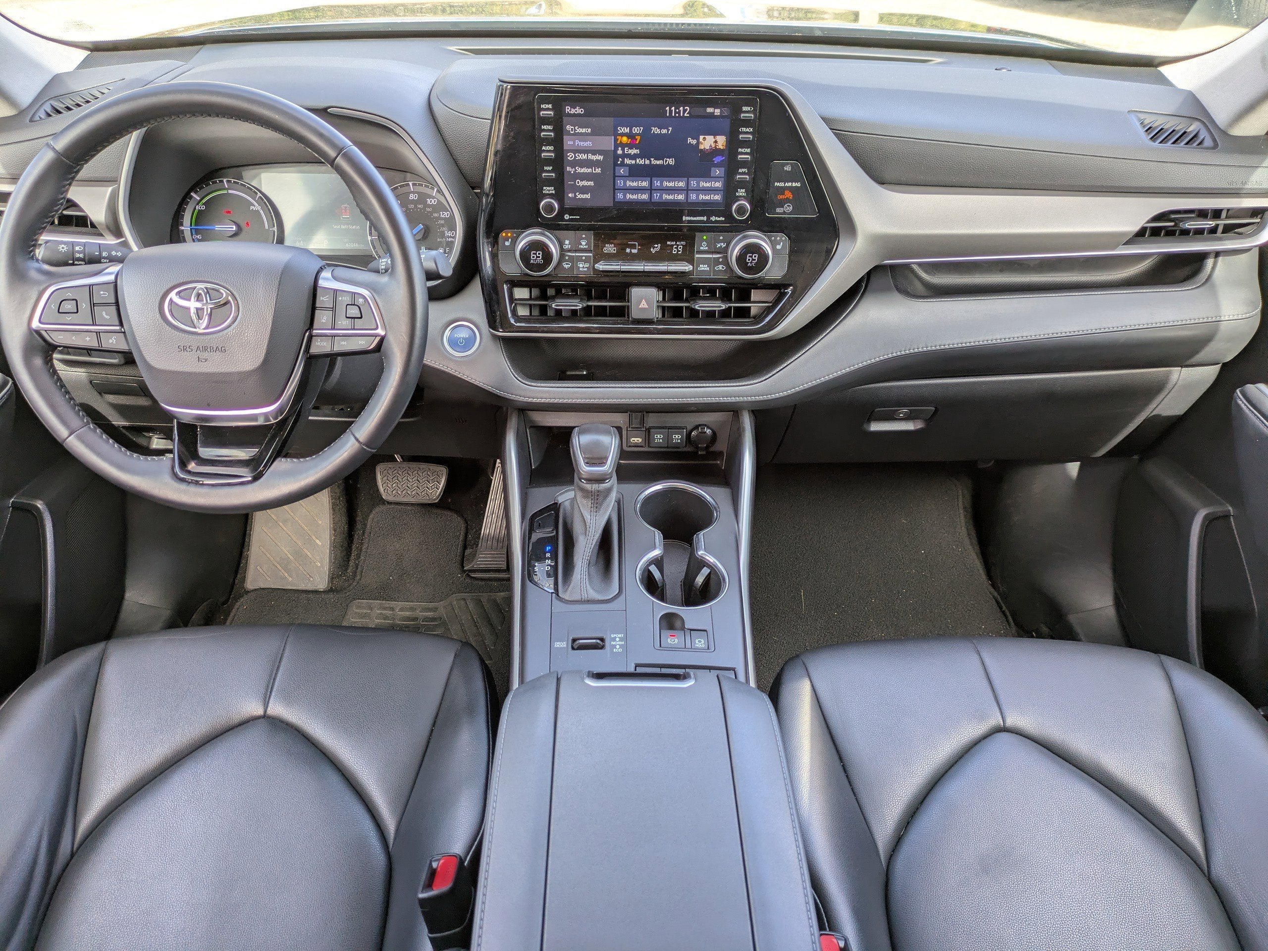 2021 Toyota Highlander Hybrid XLE