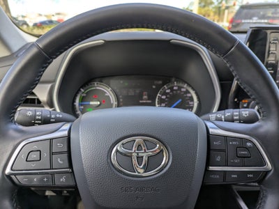 2021 Toyota Highlander Hybrid XLE