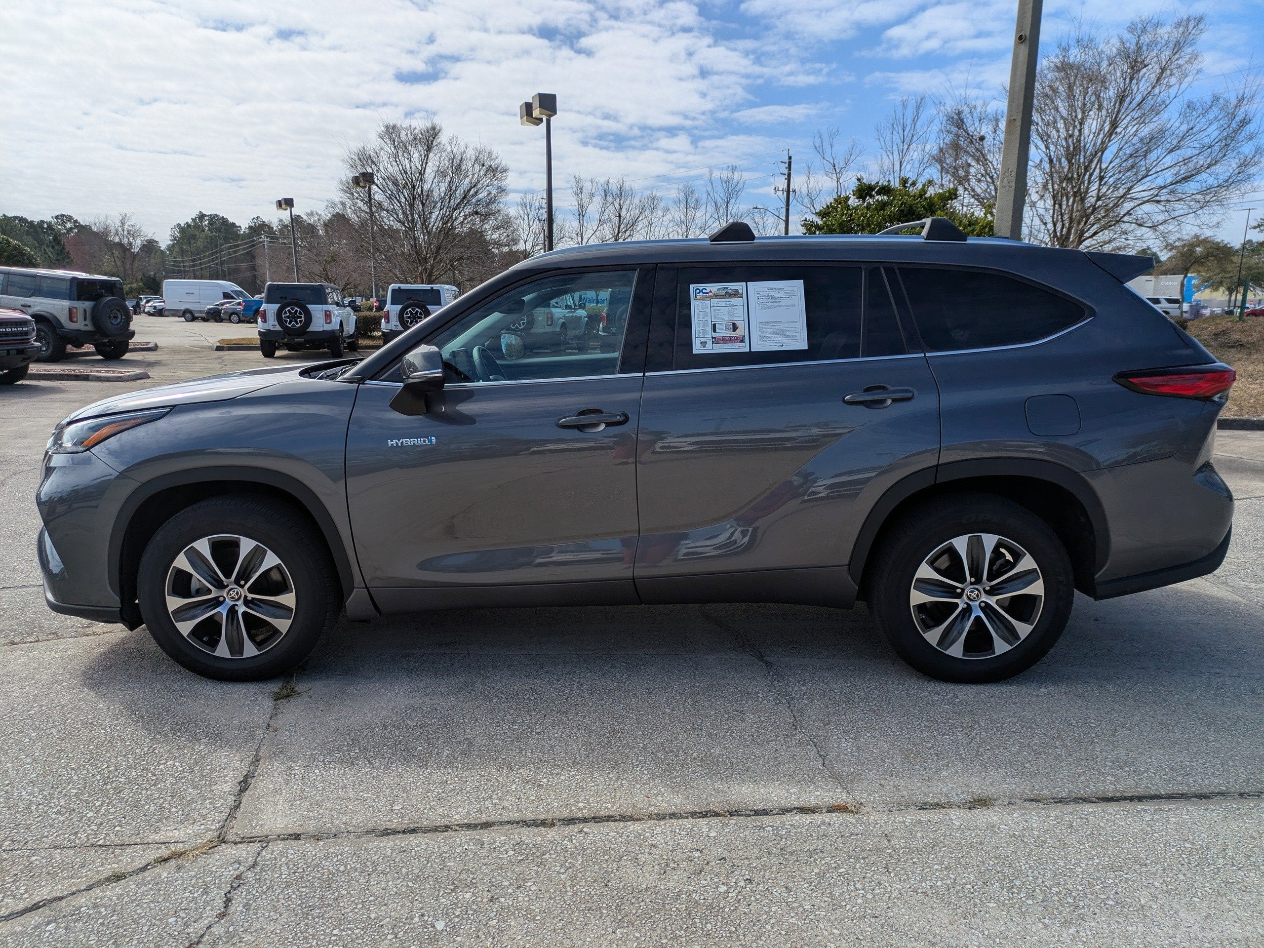 2021 Toyota Highlander Hybrid XLE