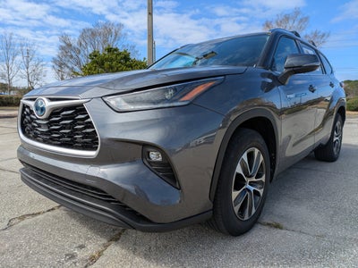2021 Toyota Highlander Hybrid XLE