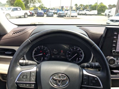 2020 Toyota Highlander XLE