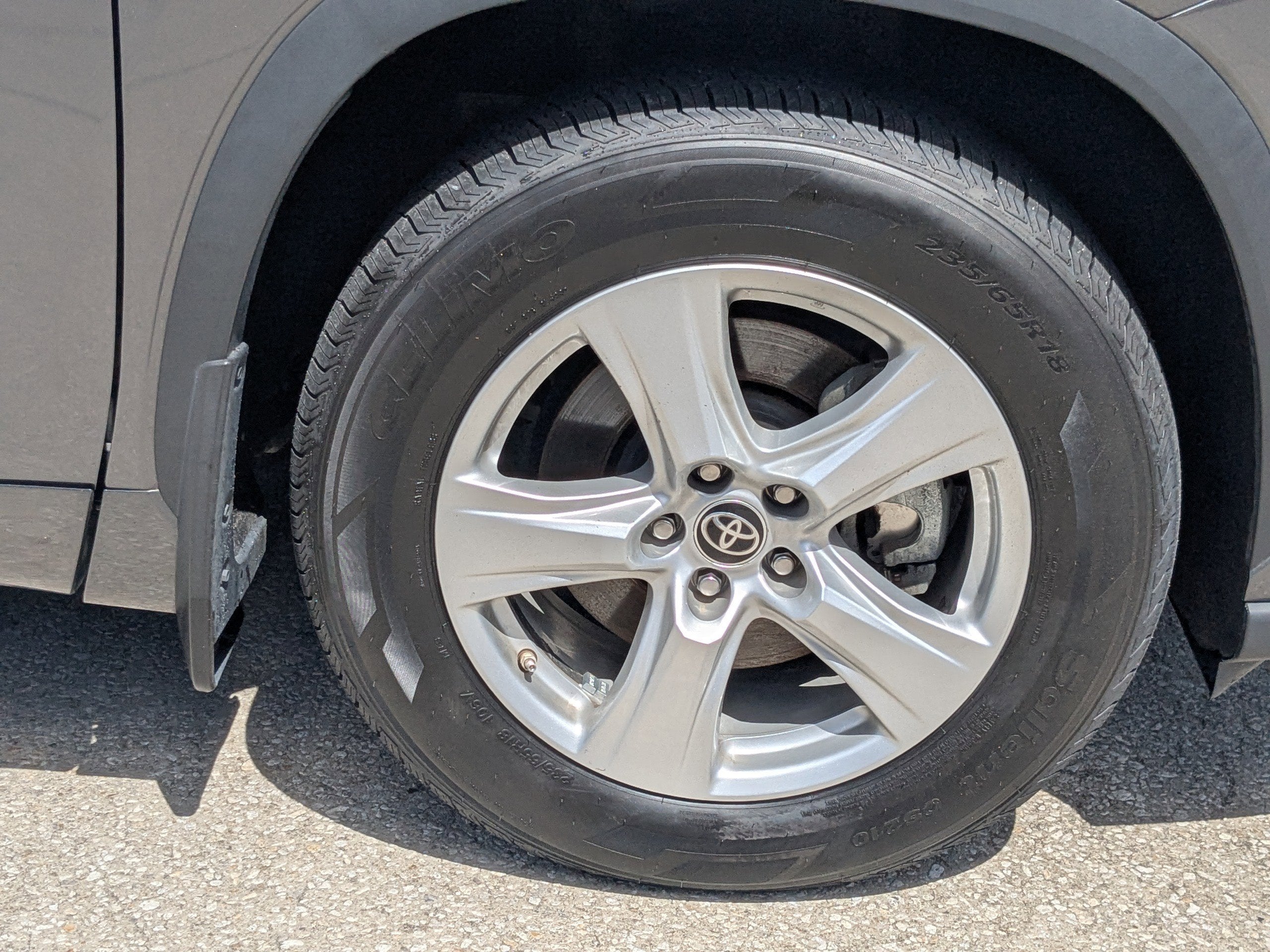 2023 Toyota Highlander L