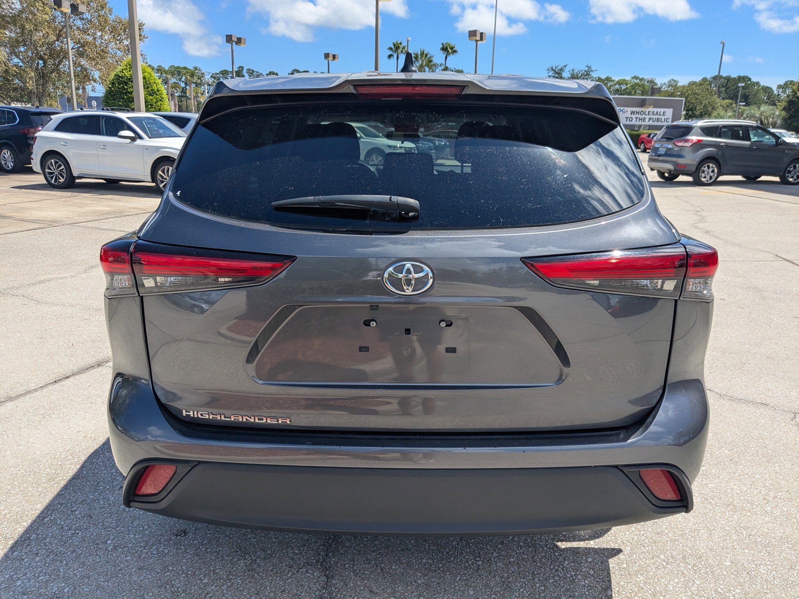 2023 Toyota Highlander L