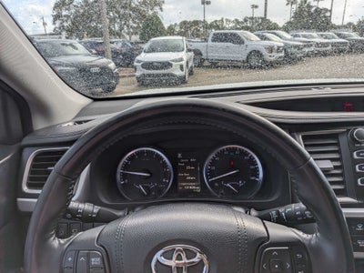 2018 Toyota Highlander Limited Platinum
