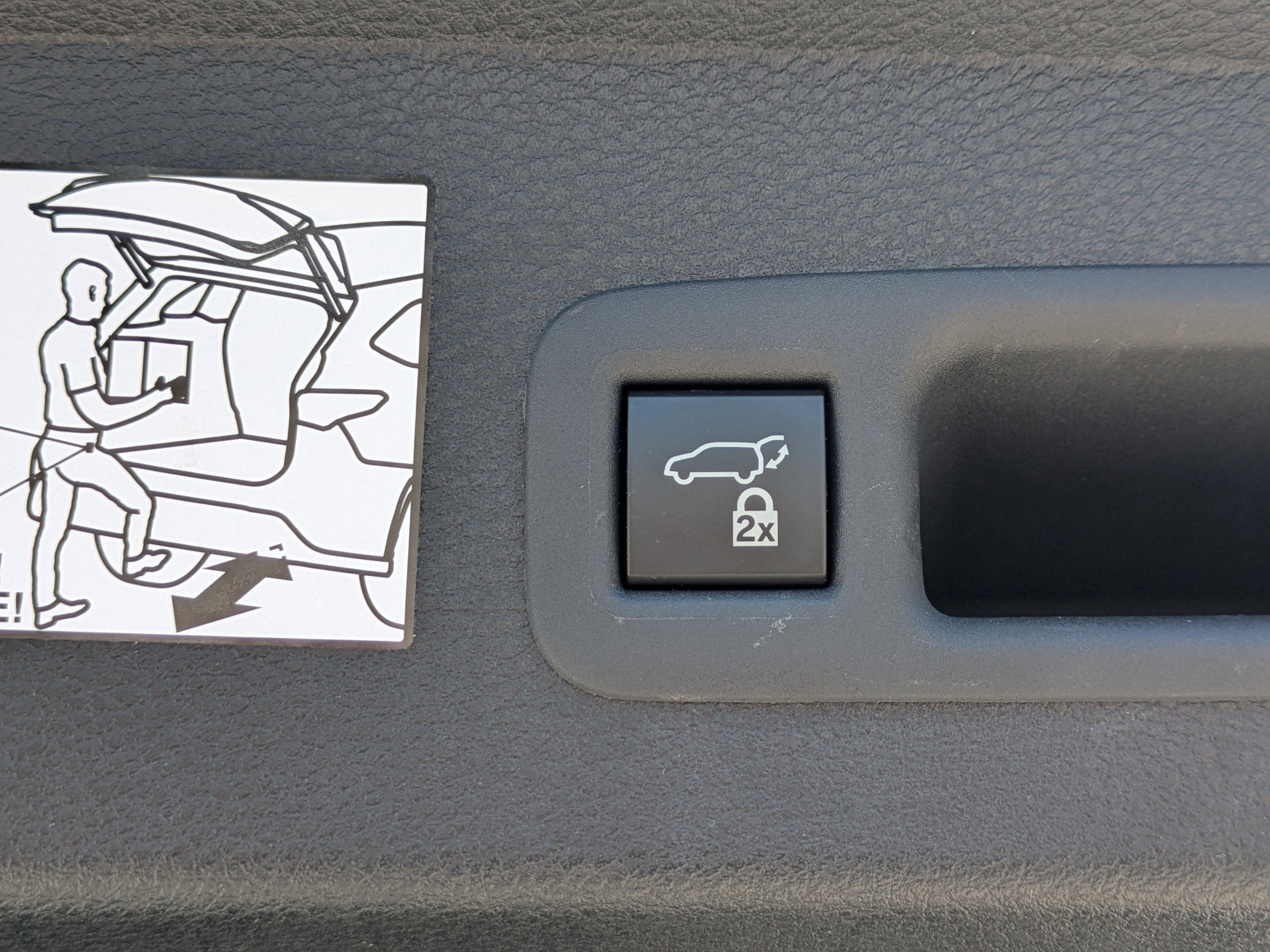 2023 Toyota Sienna Limited