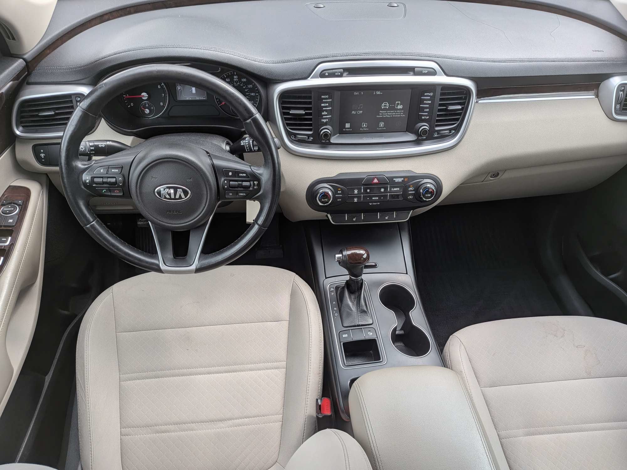 2017 Kia Sorento LX