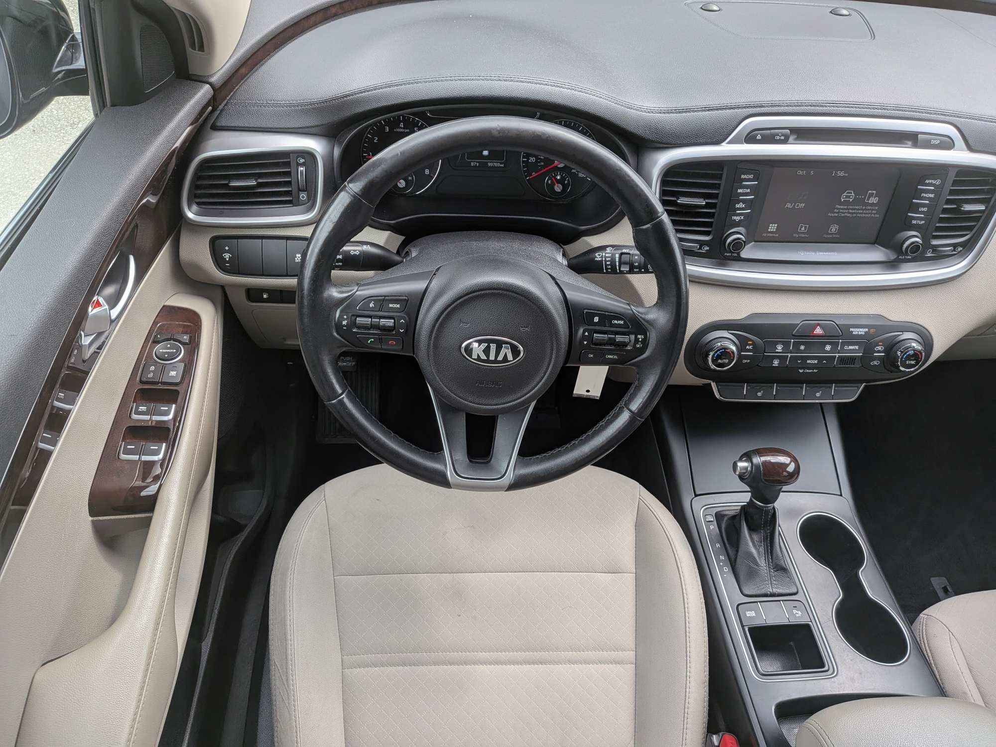 2017 Kia Sorento LX