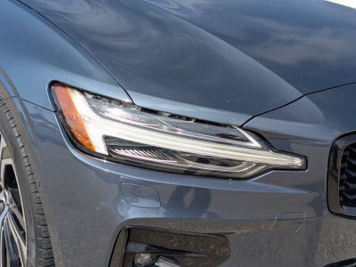 2024 Volvo S60 Plus Dark Theme