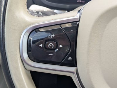 2024 Volvo S60 Plus Dark Theme