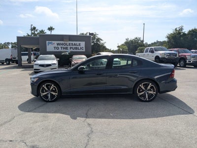2024 Volvo S60 Plus Dark Theme