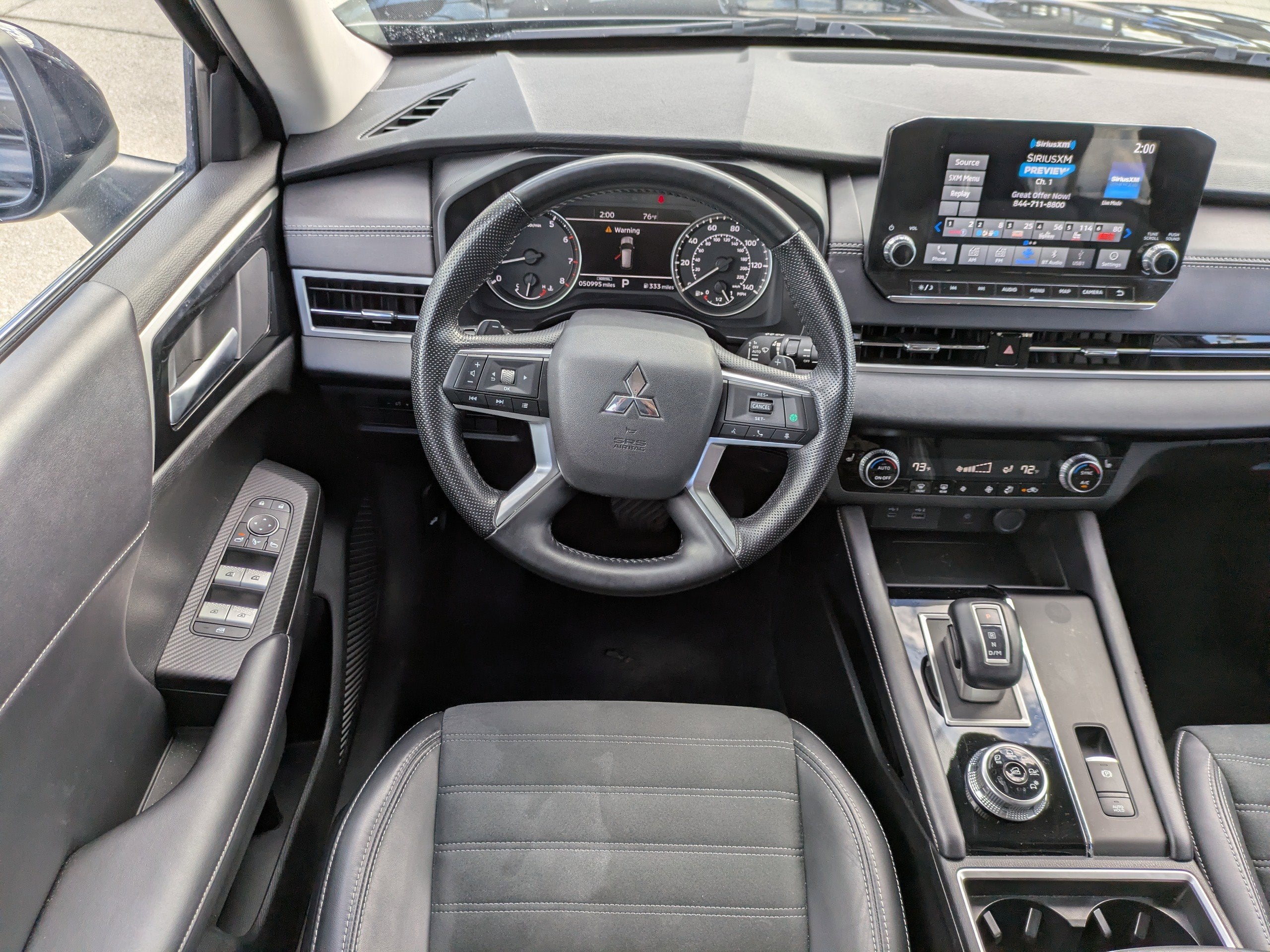 2024 Mitsubishi Outlander SE