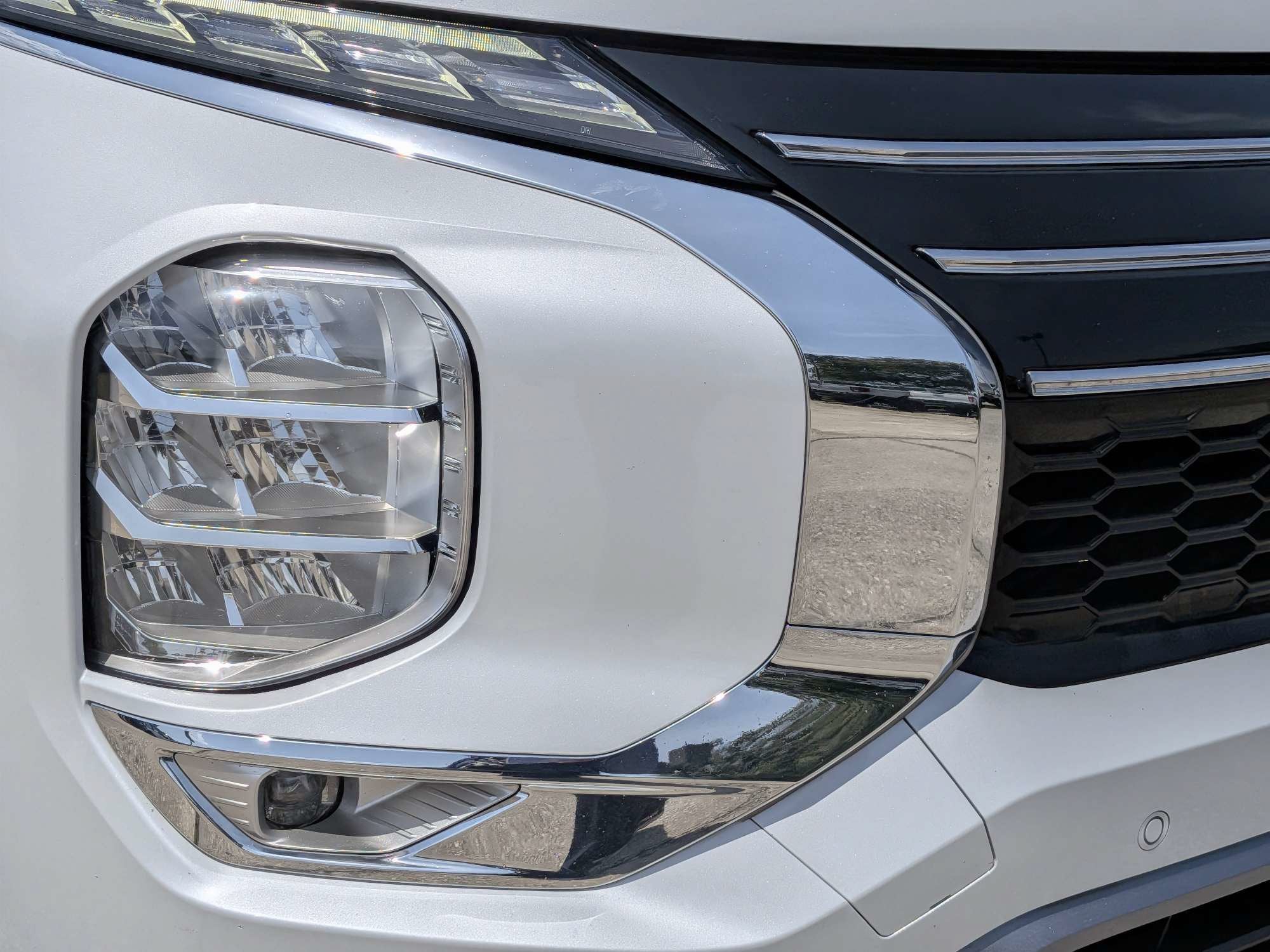 2025 Mitsubishi Outlander SEL