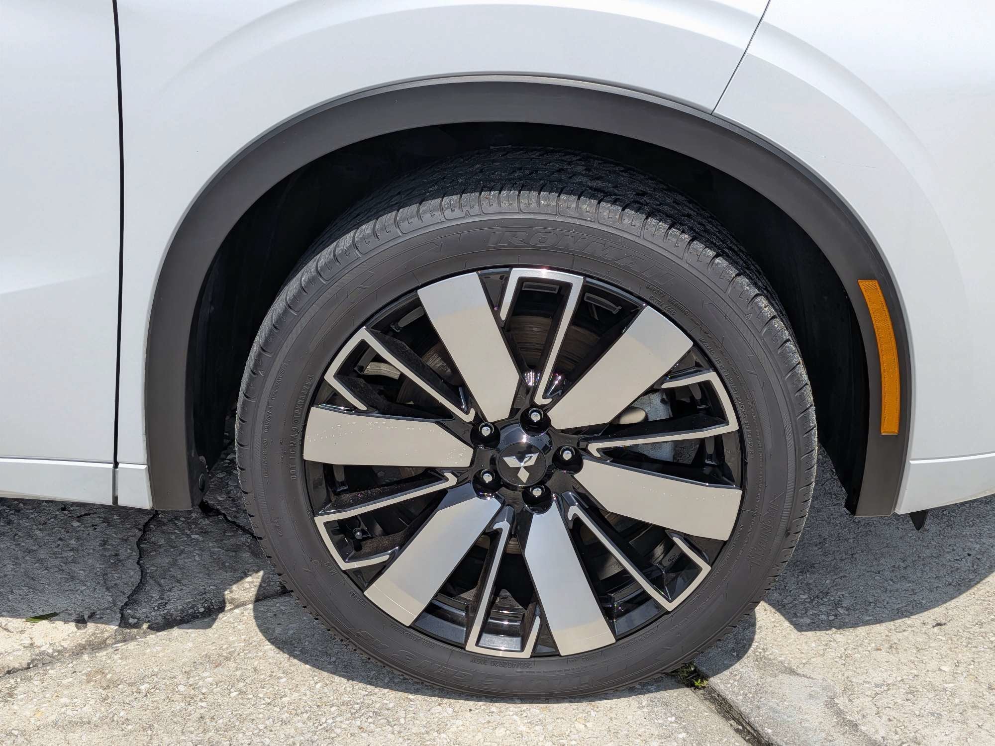 2025 Mitsubishi Outlander SEL