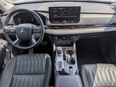 2025 Mitsubishi Outlander SEL