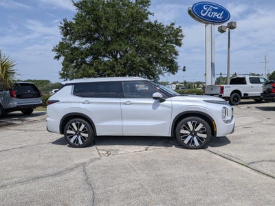 2025 Mitsubishi Outlander SEL