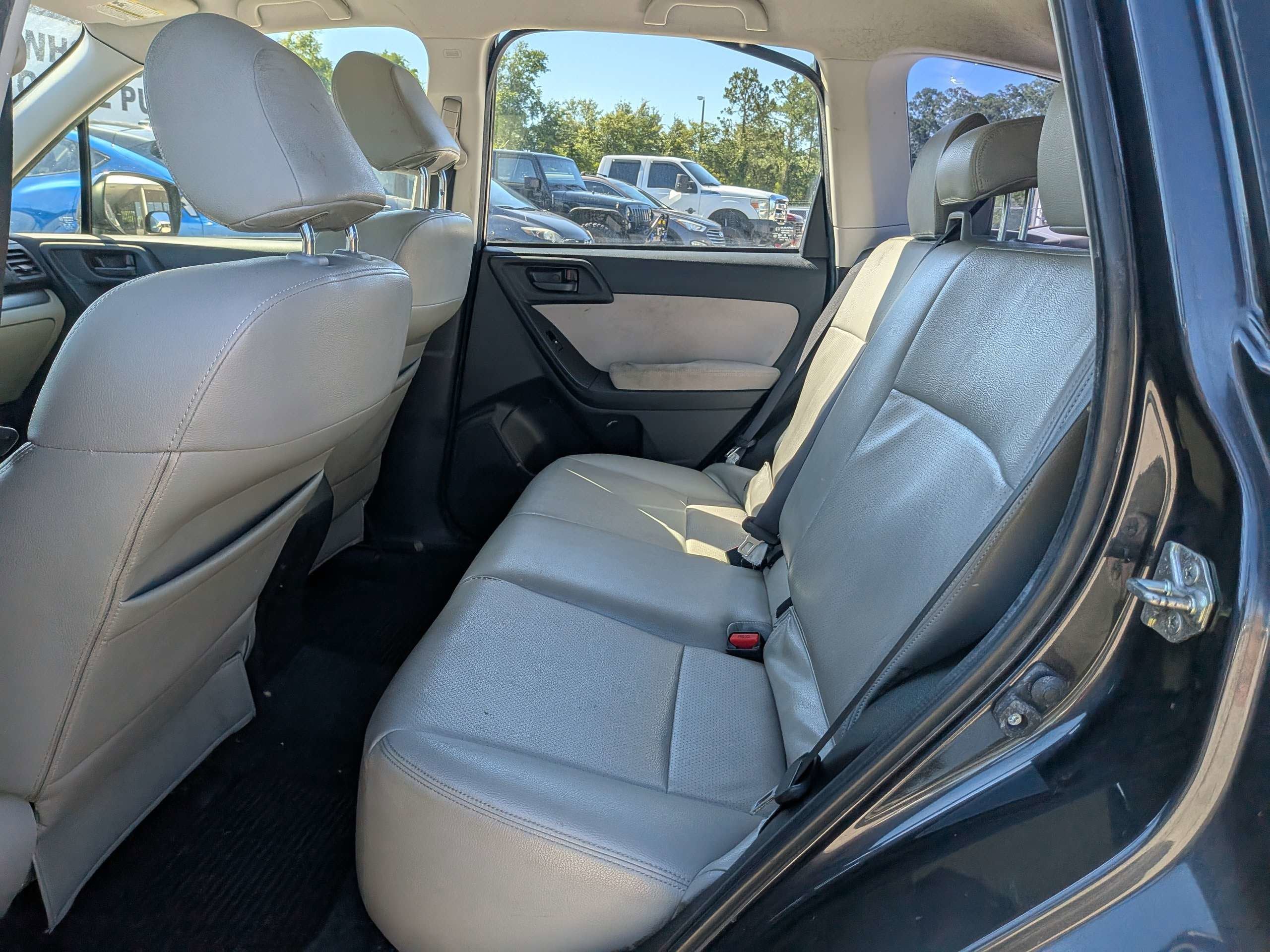 2014 Subaru Forester 2.5i