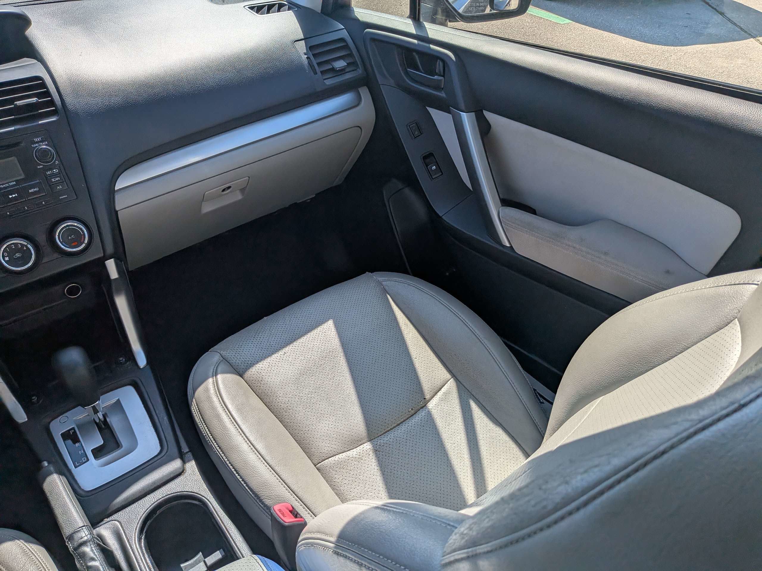 2014 Subaru Forester 2.5i